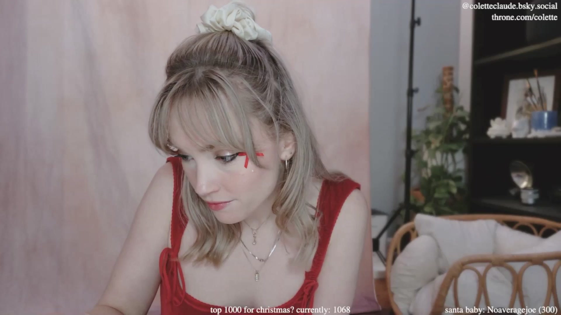 Gallery image thumbnail from coletteclaus's myfreecams stream on, 12/11/2024, 21:46 image 5 of 20