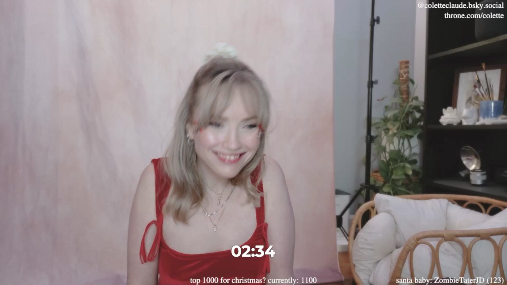 Gallery image thumbnail from coletteclaus's myfreecams stream on, 12/11/2024, 21:46 image 3 of 20