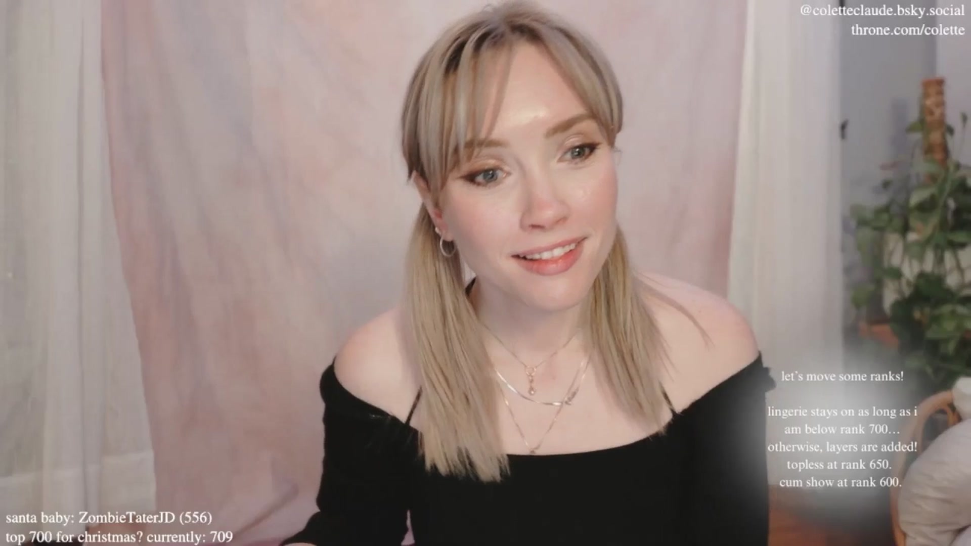 Gallery image thumbnail from coletteclaus's myfreecams stream on, 12/18/2024, 21:39 image 6 of 20