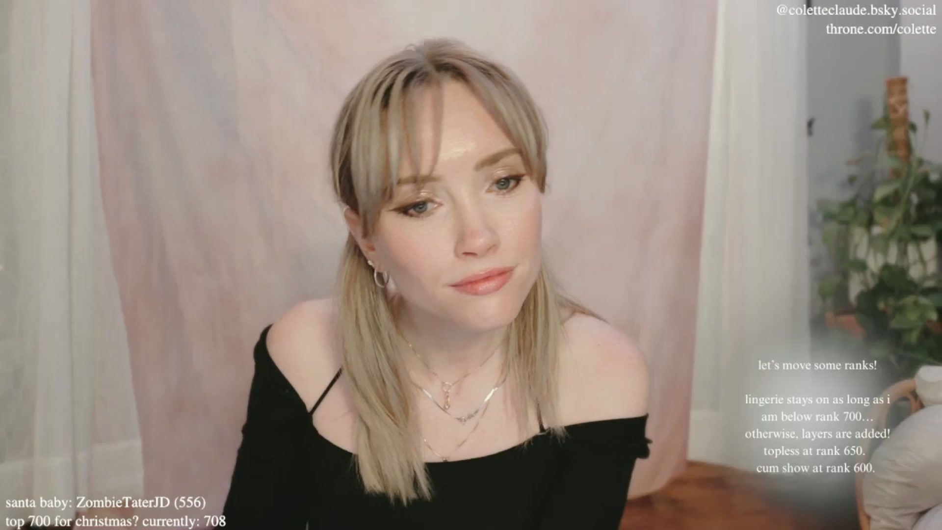 Gallery image thumbnail from coletteclaus's myfreecams stream on, 12/18/2024, 21:39 image 11 of 20