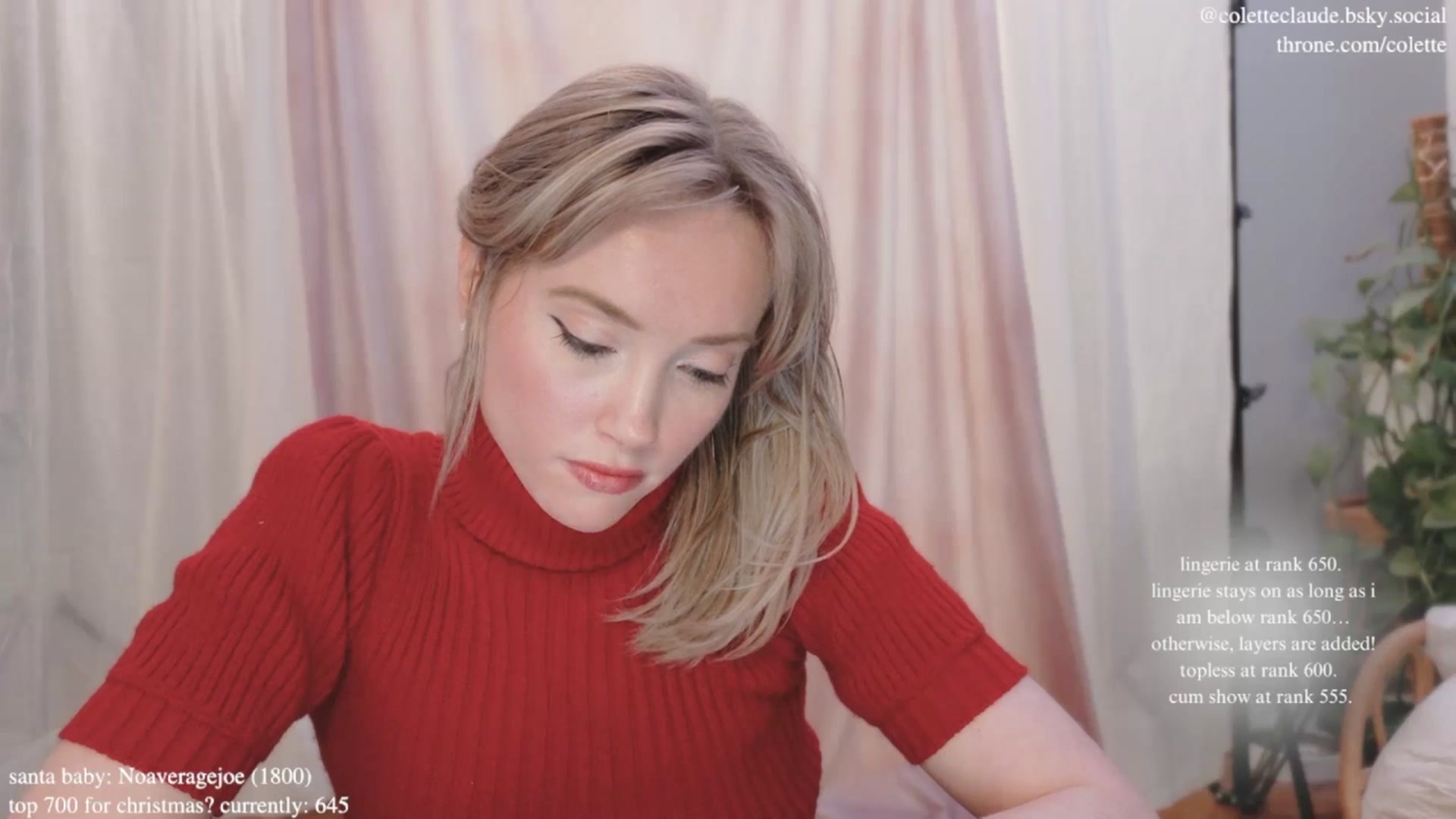 Gallery image thumbnail from coletteclaus's myfreecams stream on, 12/20/2024, 23:23 image 14 of 20