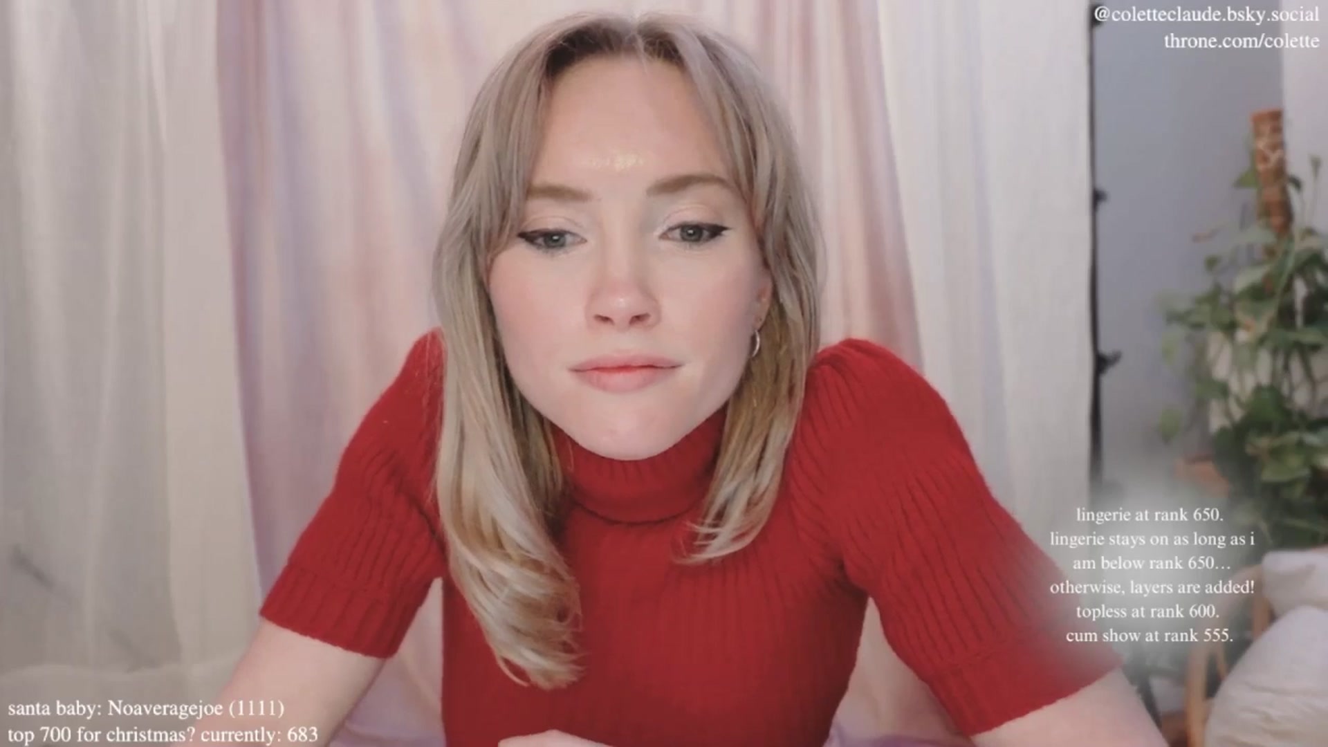 Gallery image thumbnail from coletteclaus's myfreecams stream on, 12/20/2024, 23:23 image 10 of 20