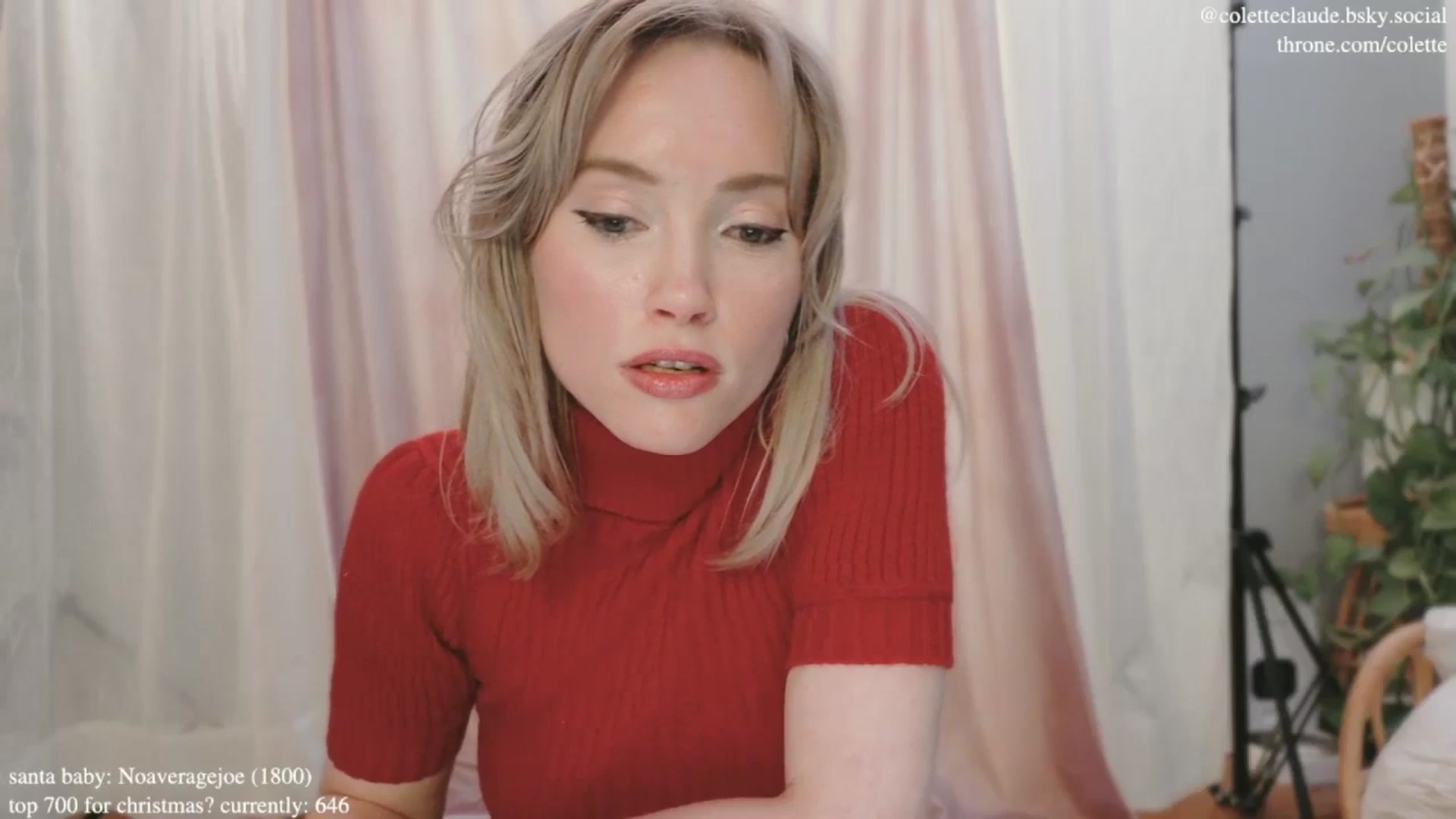 Gallery image thumbnail from coletteclaus's myfreecams stream on, 12/20/2024, 23:23 image 18 of 20