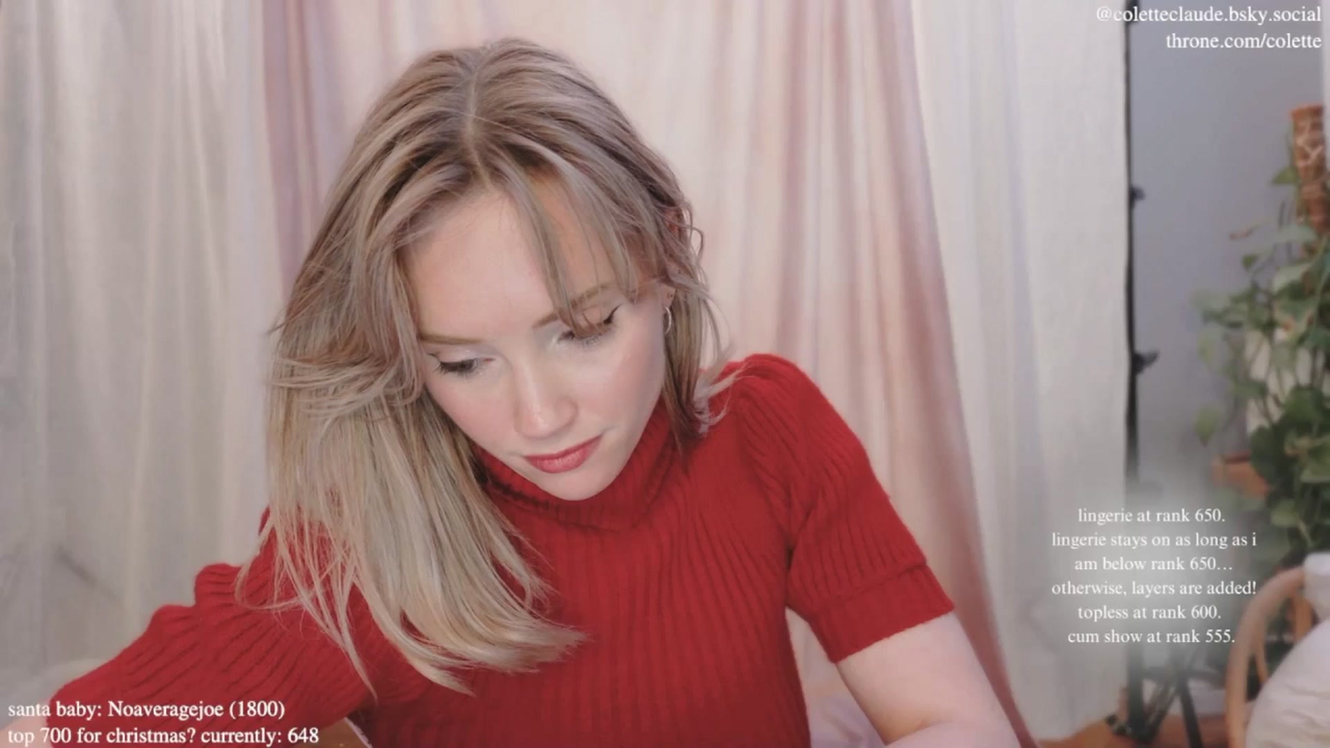 Gallery image thumbnail from coletteclaus's myfreecams stream on, 12/20/2024, 23:23 image 12 of 20