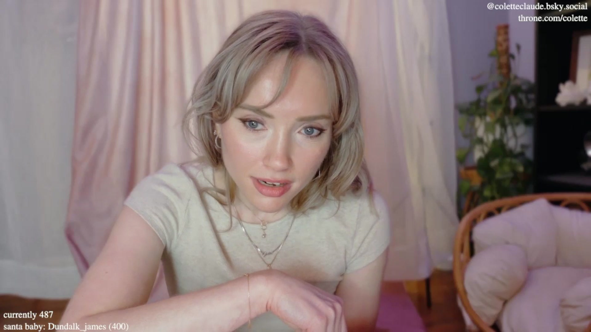 Gallery image thumbnail from coletteclaus's myfreecams stream on, 12/27/2024, 21:15 image 19 of 20