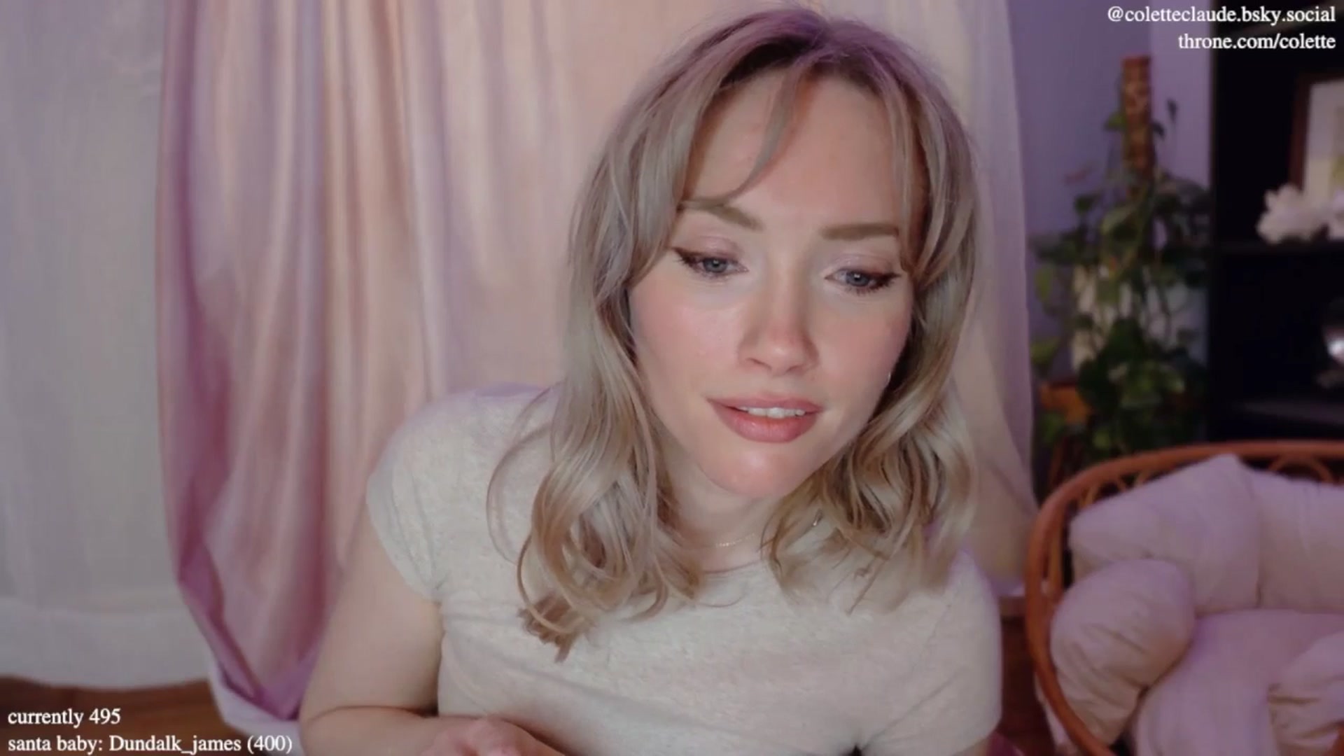 Gallery image thumbnail from coletteclaus's myfreecams stream on, 12/27/2024, 21:15 image 15 of 20