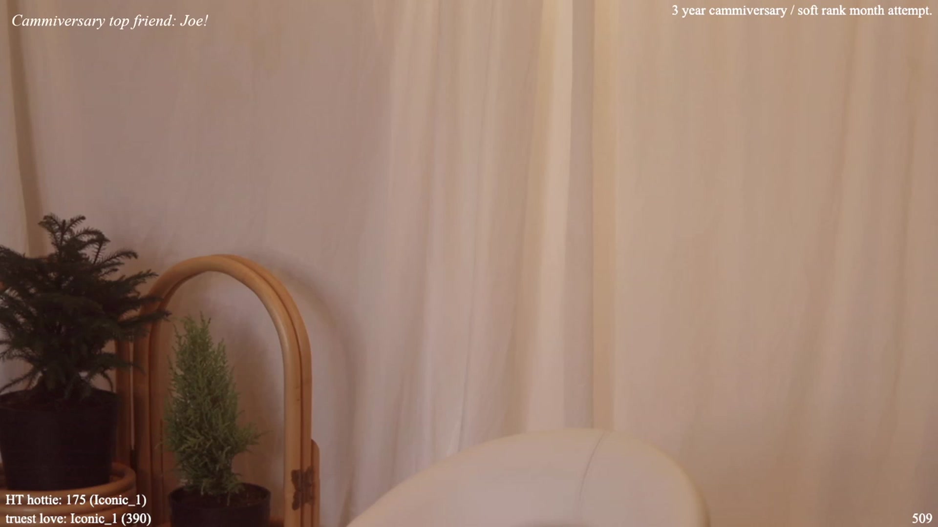 Gallery image thumbnail from colettedujour's myfreecams stream on, 11/23/2022, 20:27 image 3 of 20