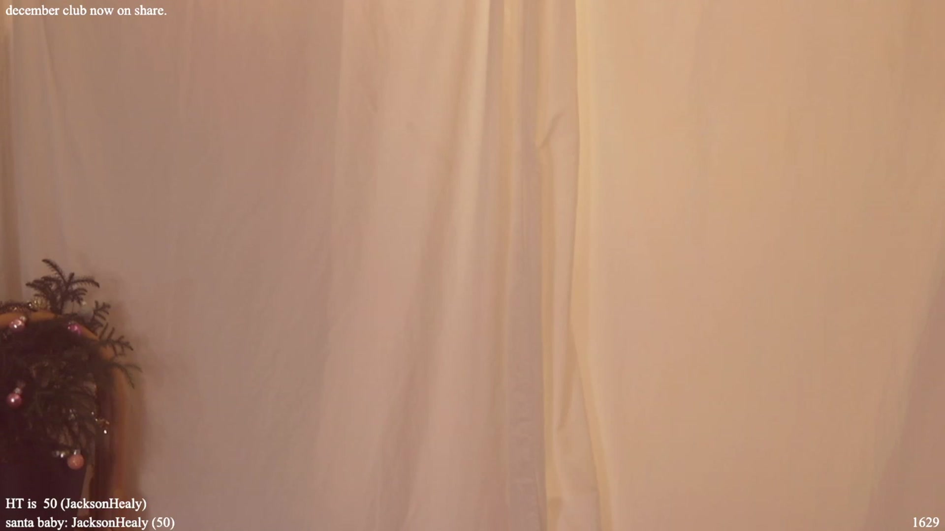 Gallery image thumbnail from colettedujour's myfreecams stream on, 12/05/2022, 19:51 image 10 of 20