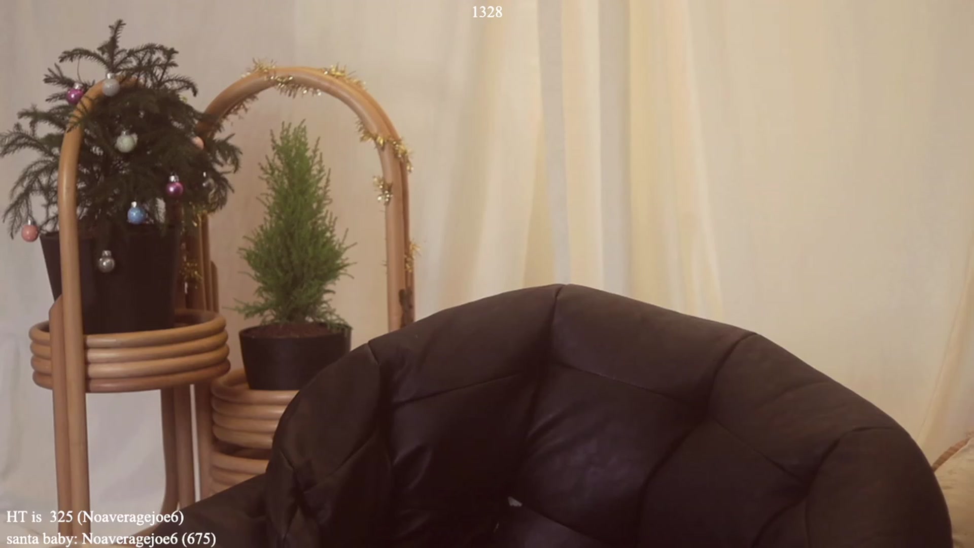 Gallery image thumbnail from colettedujour's myfreecams stream on, 12/06/2022, 19:45 image 5 of 20