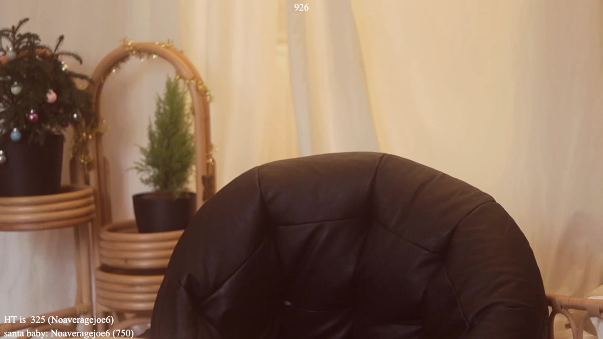 Gallery image thumbnail from colettedujour's myfreecams stream on, 12/09/2022, 20:39 image 9 of 20