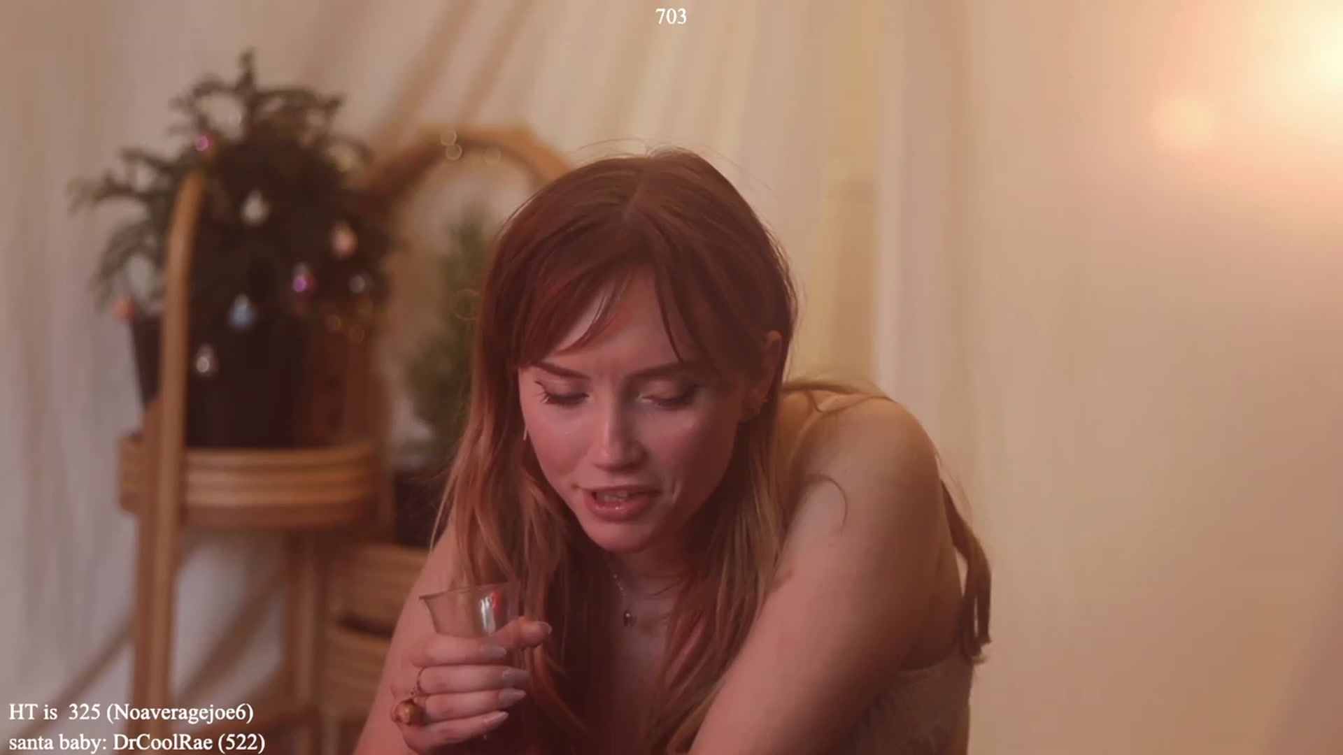 Gallery image thumbnail from colettedujour's myfreecams stream on, 12/16/2022, 21:27 image 11 of 20