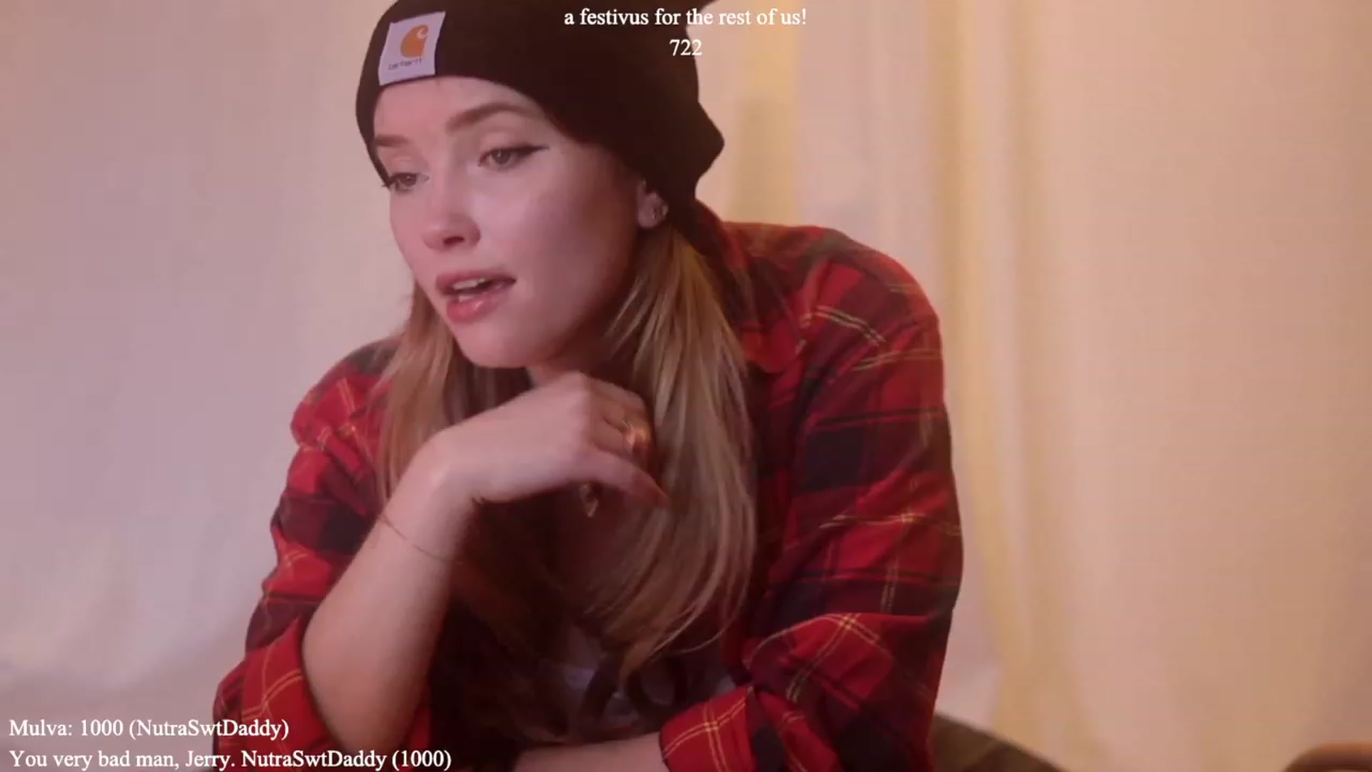 Gallery image thumbnail from colettedujour's myfreecams stream on, 12/23/2022, 19:56 image 16 of 20