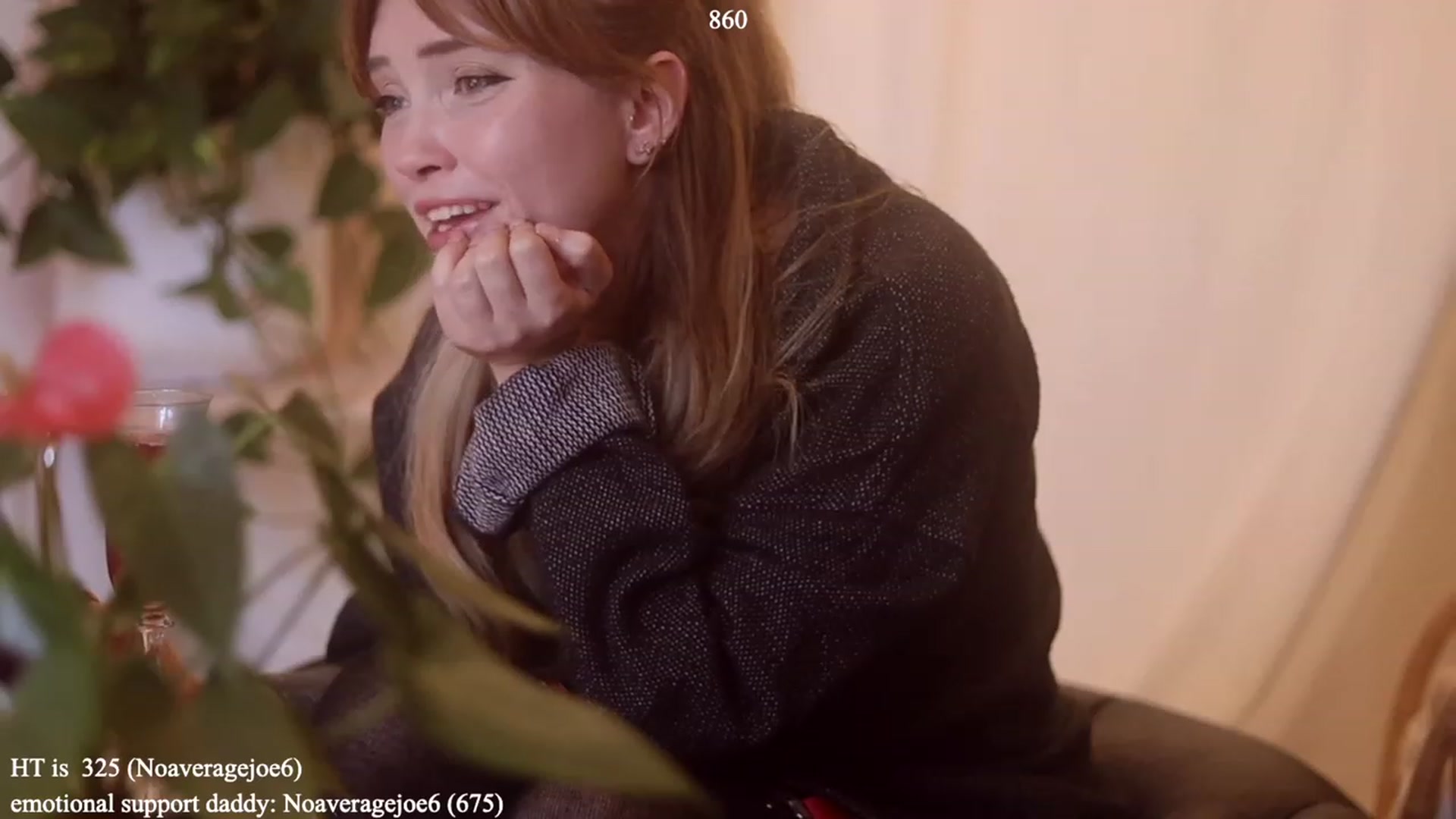Gallery image thumbnail from colettedujour's myfreecams stream on, 12/28/2022, 19:26 image 14 of 20