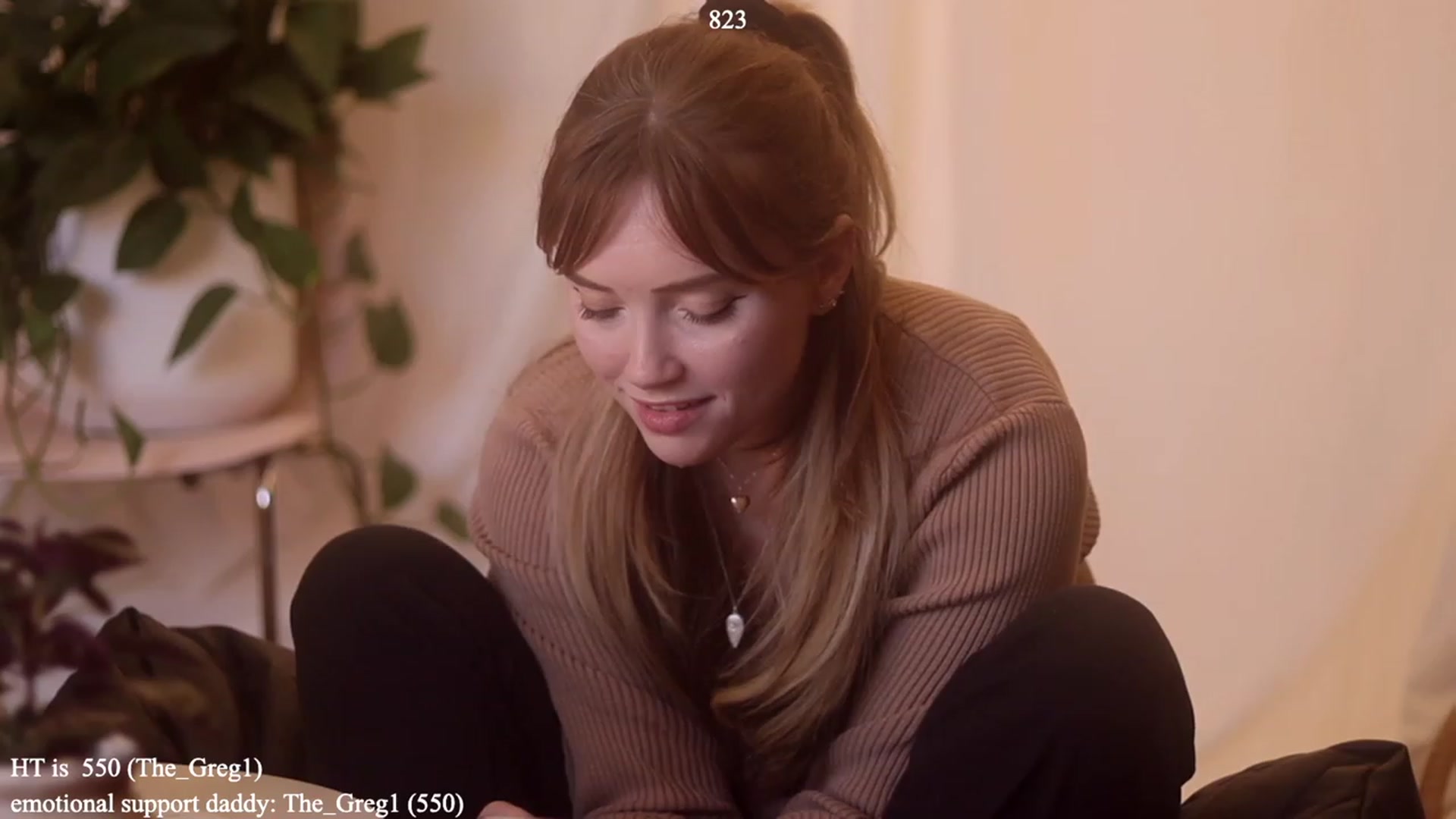 Gallery image thumbnail from colettedujour's myfreecams stream on, 12/29/2022, 20:01 image 4 of 20