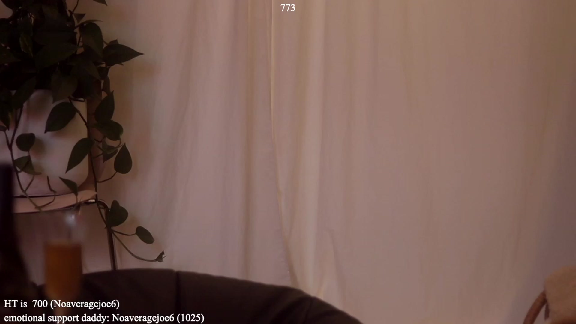 Gallery image thumbnail from colettedujour's myfreecams stream on, 12/30/2022, 20:06 image 13 of 20