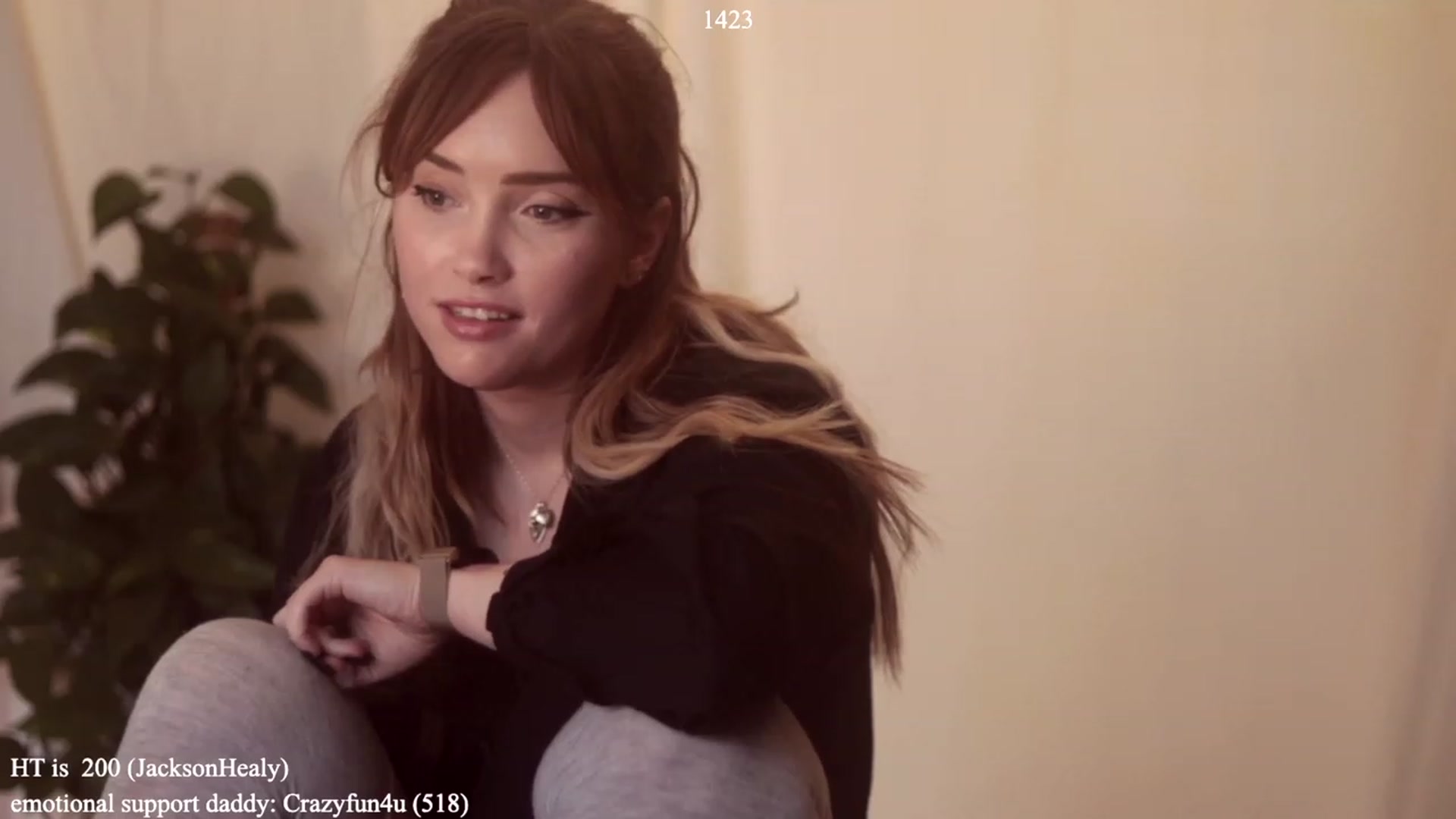 Gallery image thumbnail from colettedujour's myfreecams stream on, 01/03/2023, 20:30 image 8 of 20