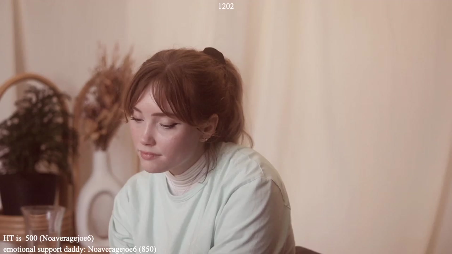 Gallery image thumbnail from colettedujour's myfreecams stream on, 01/04/2023, 20:01 image 10 of 20