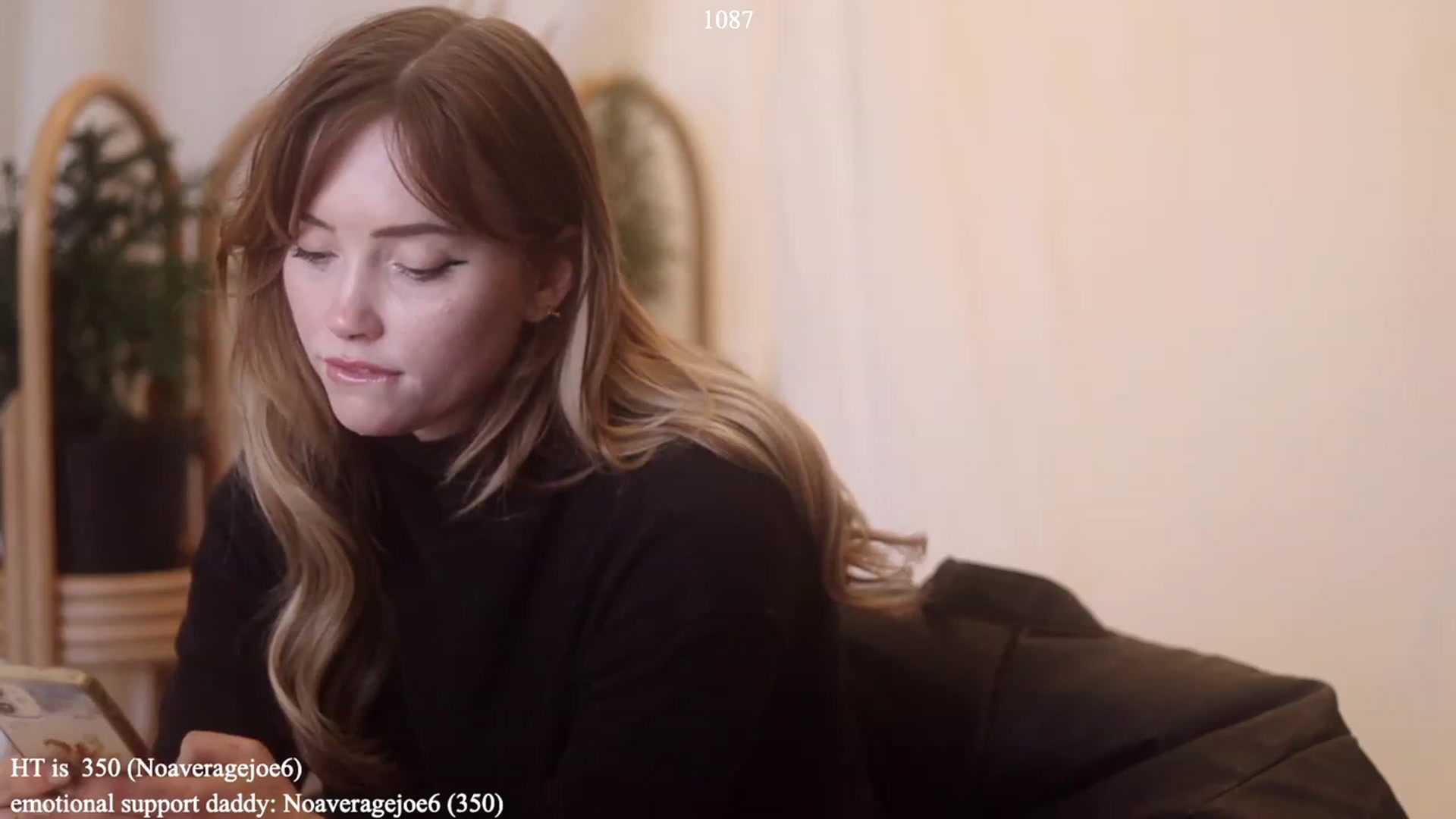 Gallery image thumbnail from colettedujour's myfreecams stream on, 01/06/2023, 19:07 image 11 of 20