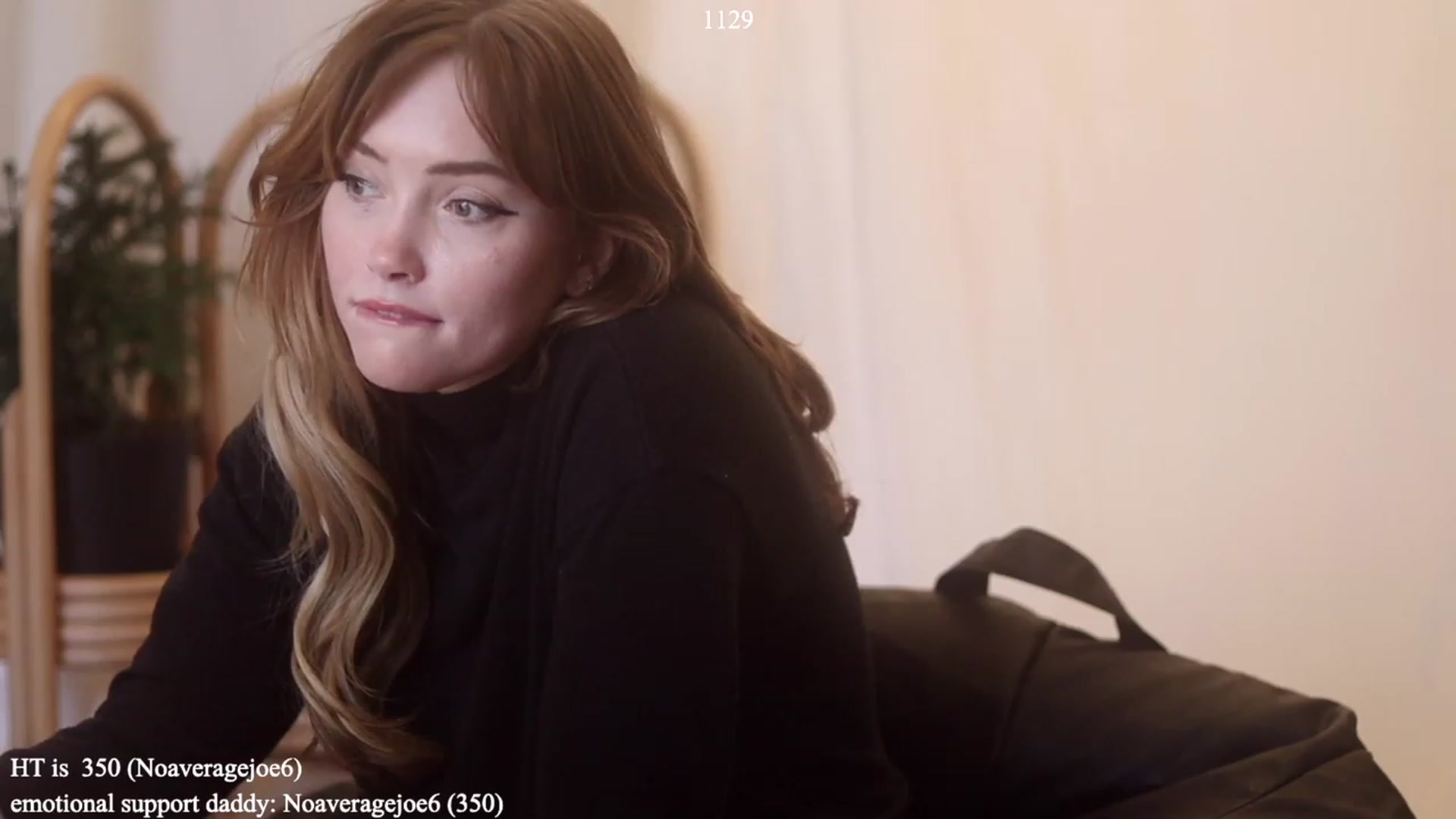 Gallery image thumbnail from colettedujour's myfreecams stream on, 01/06/2023, 19:07 image 10 of 20