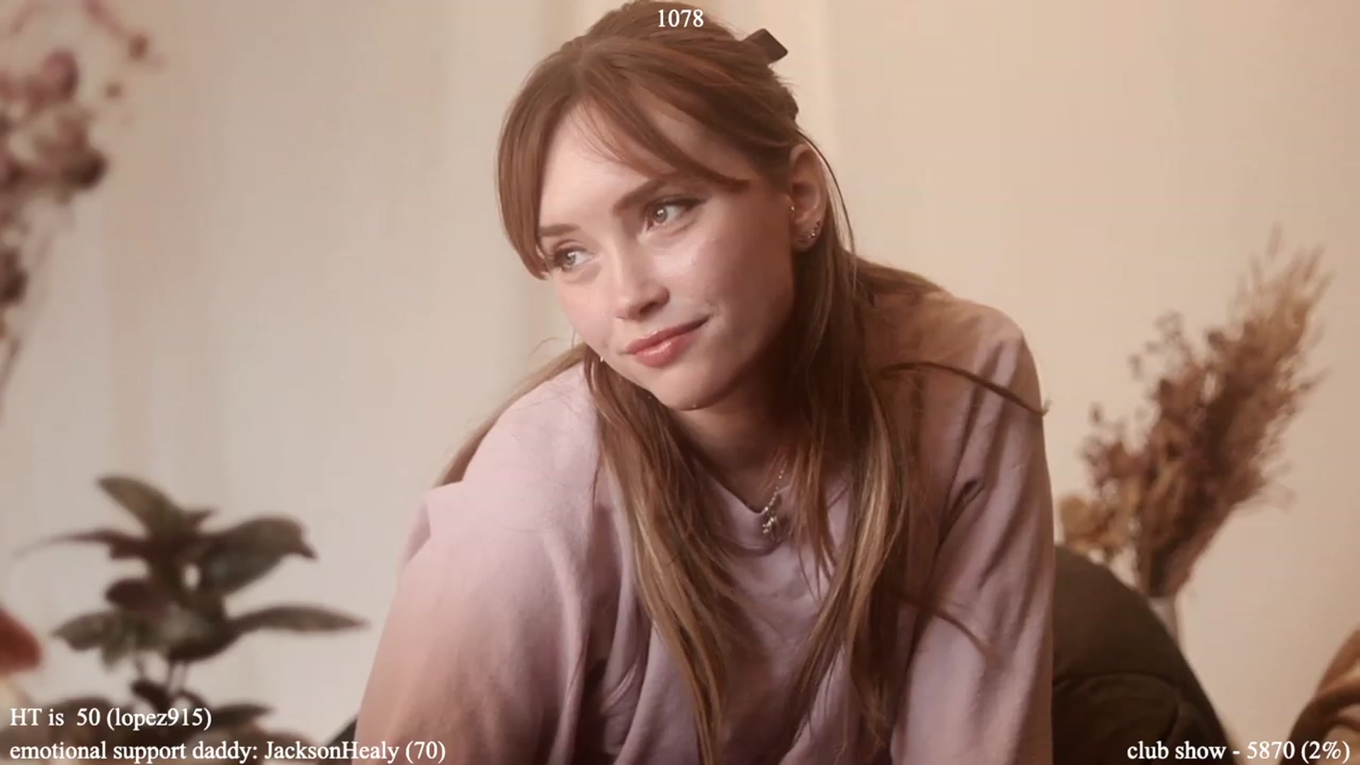 Gallery image thumbnail from colettedujour's myfreecams stream on, 01/13/2023, 17:50 image 9 of 20