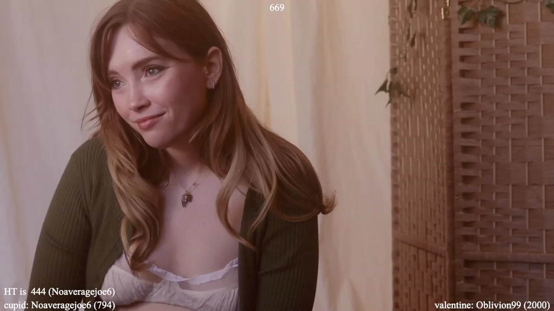 Gallery image thumbnail from colettedujour's myfreecams stream on, 02/06/2023, 20:46 image 14 of 20