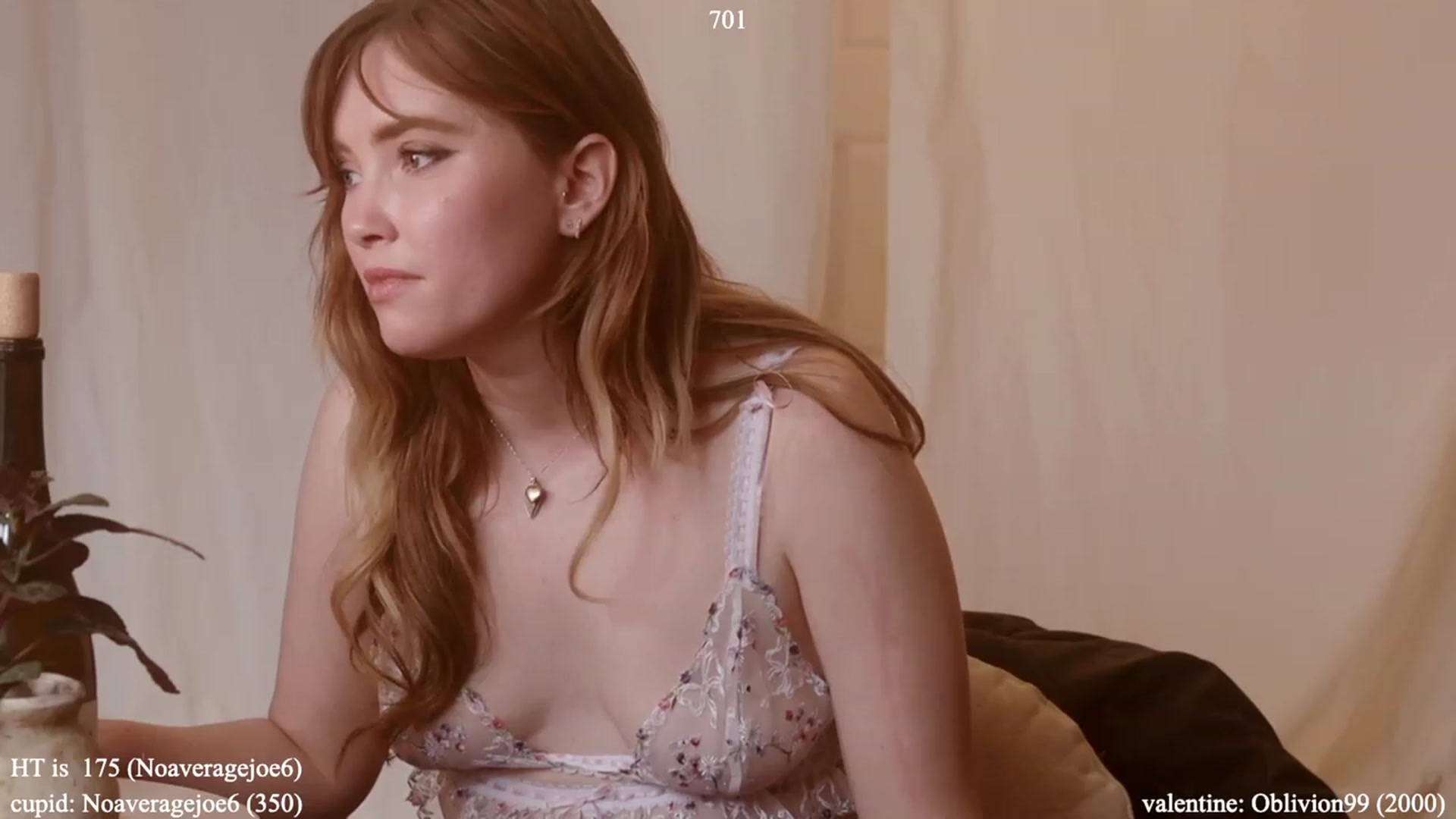 Gallery image thumbnail from colettedujour's myfreecams stream on, 02/10/2023, 20:17 image 17 of 20