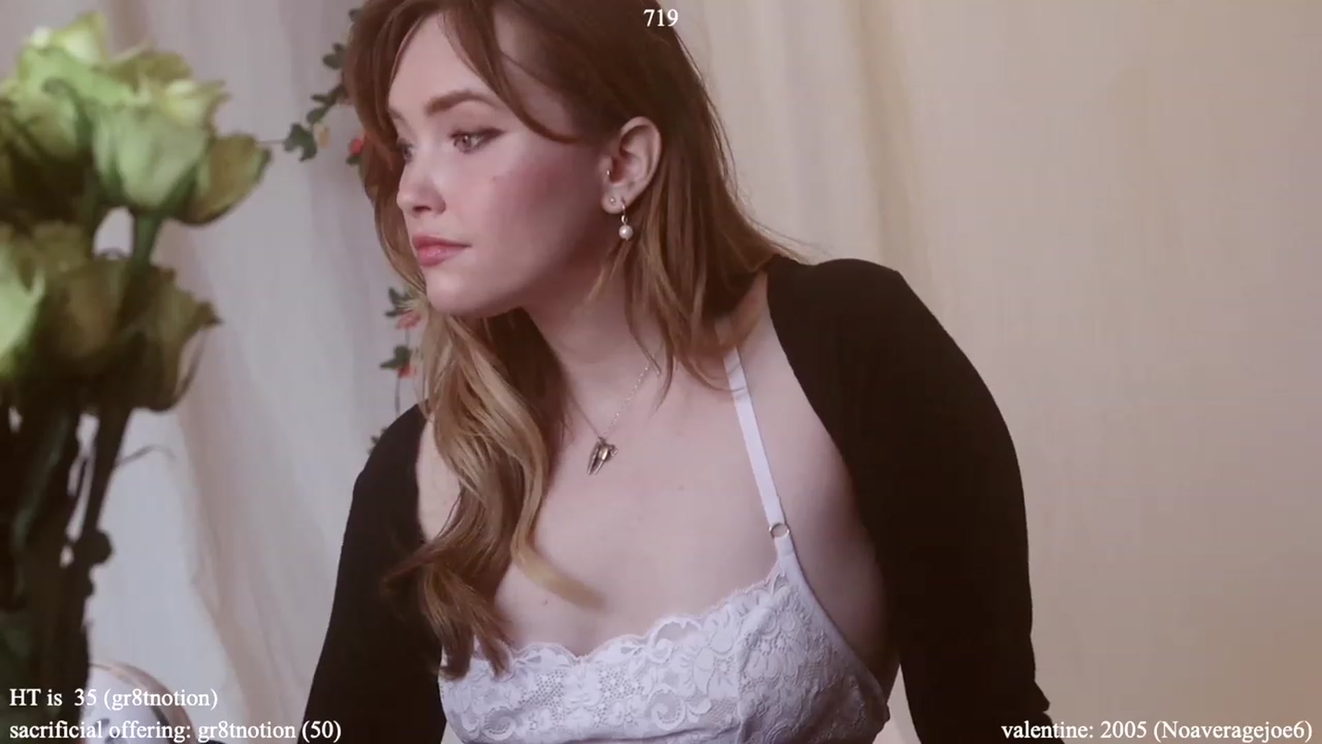 Gallery image thumbnail from colettedujour's myfreecams stream on, 02/15/2023, 21:27 image 6 of 20