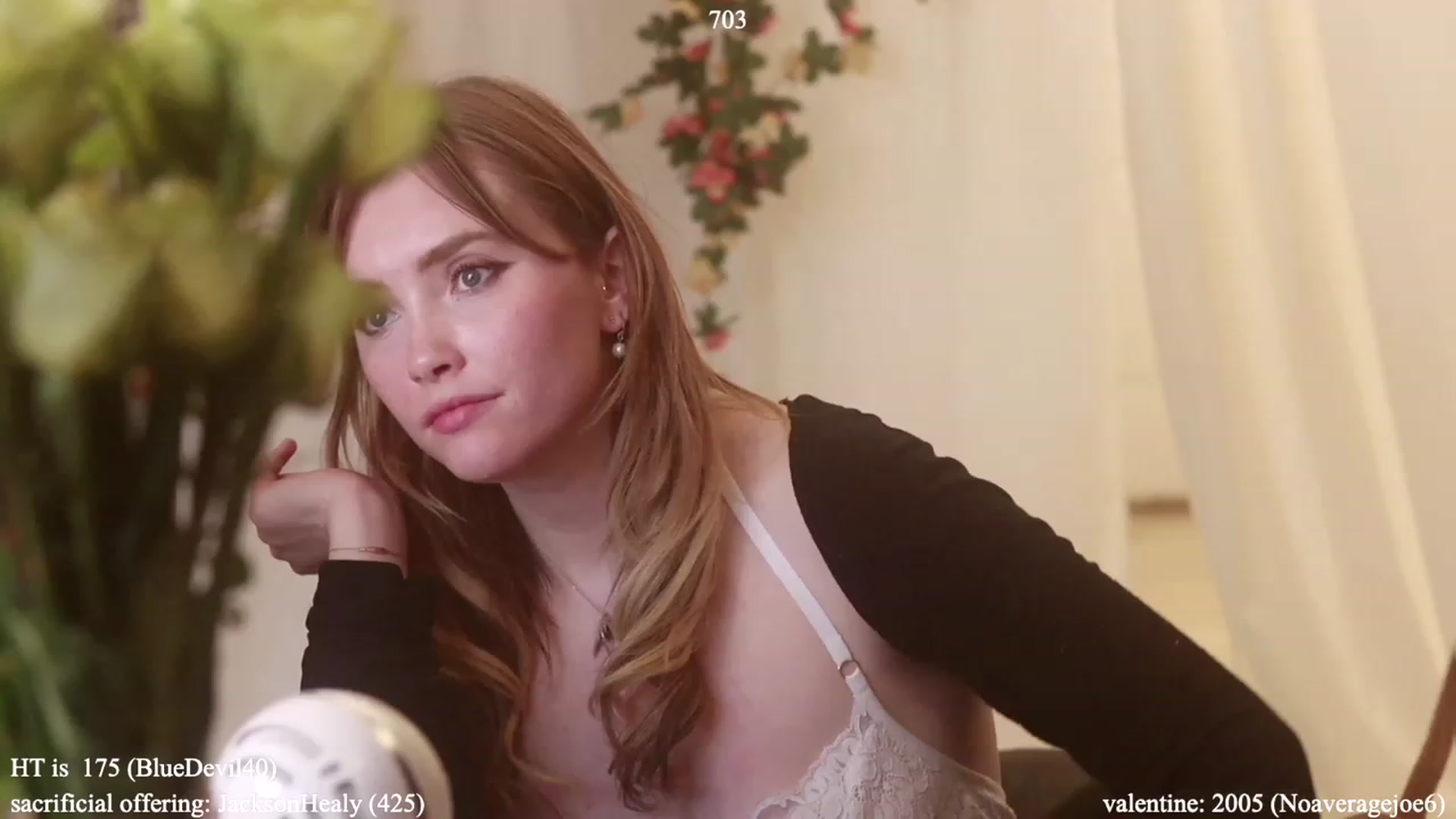 Gallery image thumbnail from colettedujour's myfreecams stream on, 02/15/2023, 22:16 image 11 of 20