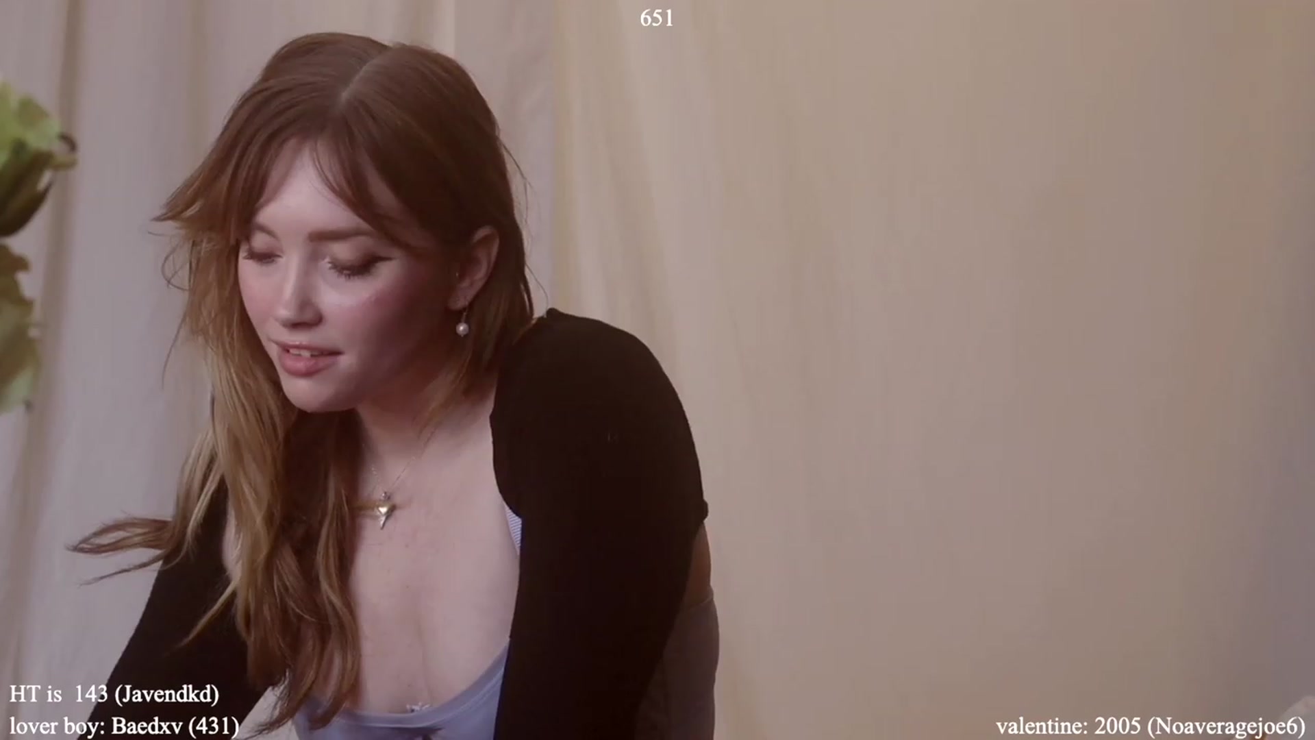 Gallery image thumbnail from colettedujour's myfreecams stream on, 02/17/2023, 18:32 image 12 of 20