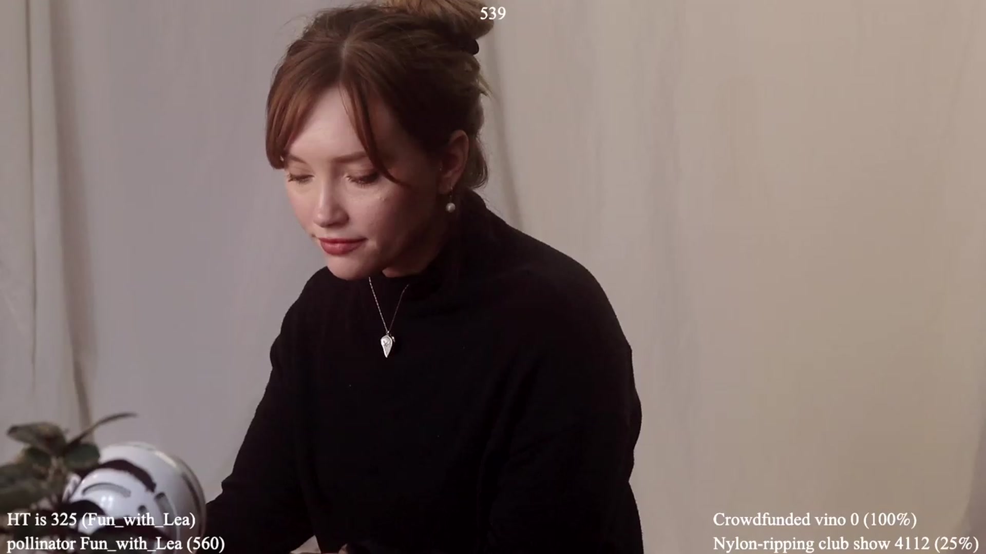 Gallery image thumbnail from colettedujour's myfreecams stream on, 03/13/2023, 16:59 image 16 of 20