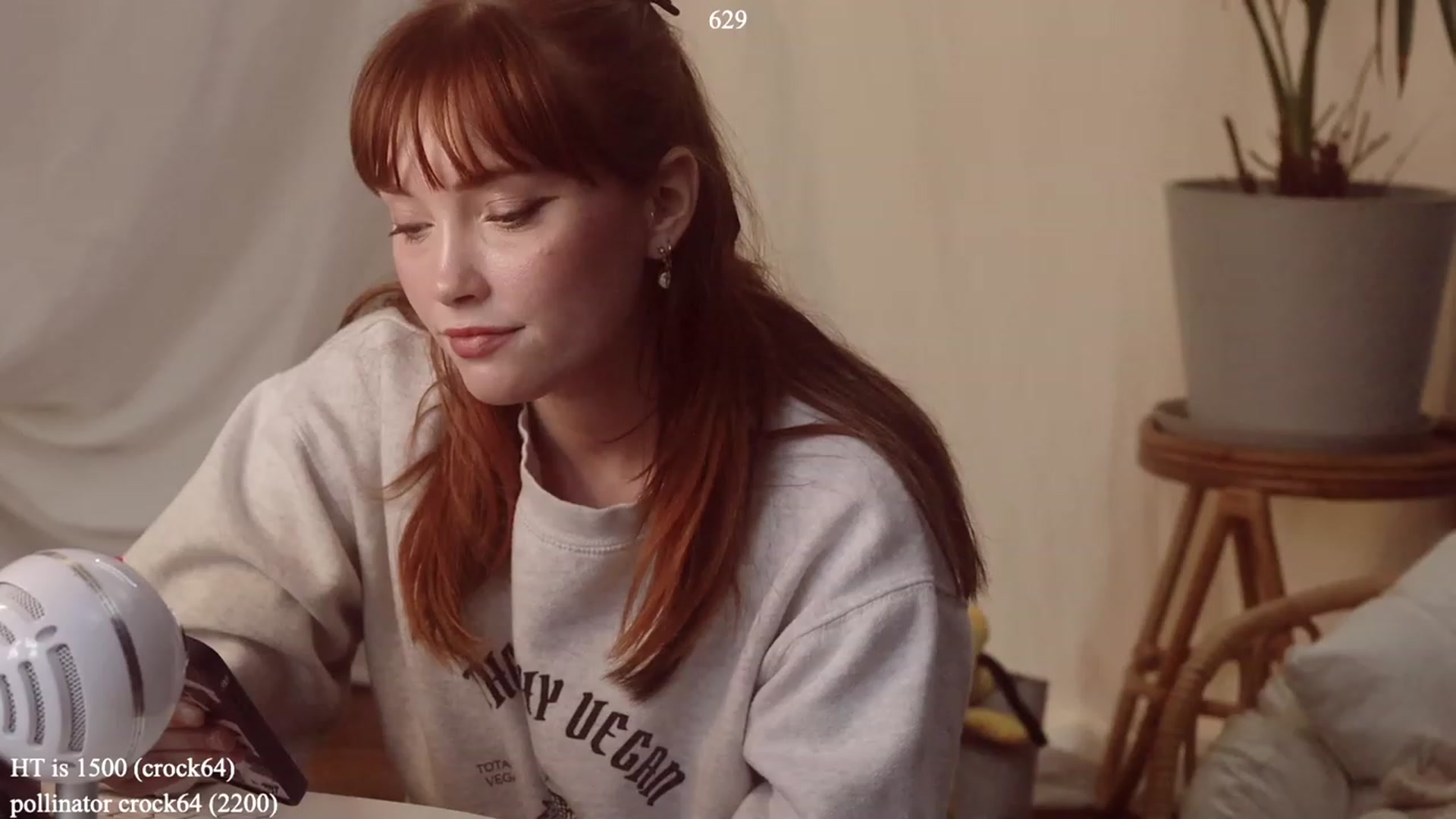 Gallery image thumbnail from colettedujour's myfreecams stream on, 04/27/2023, 18:07 image 7 of 20