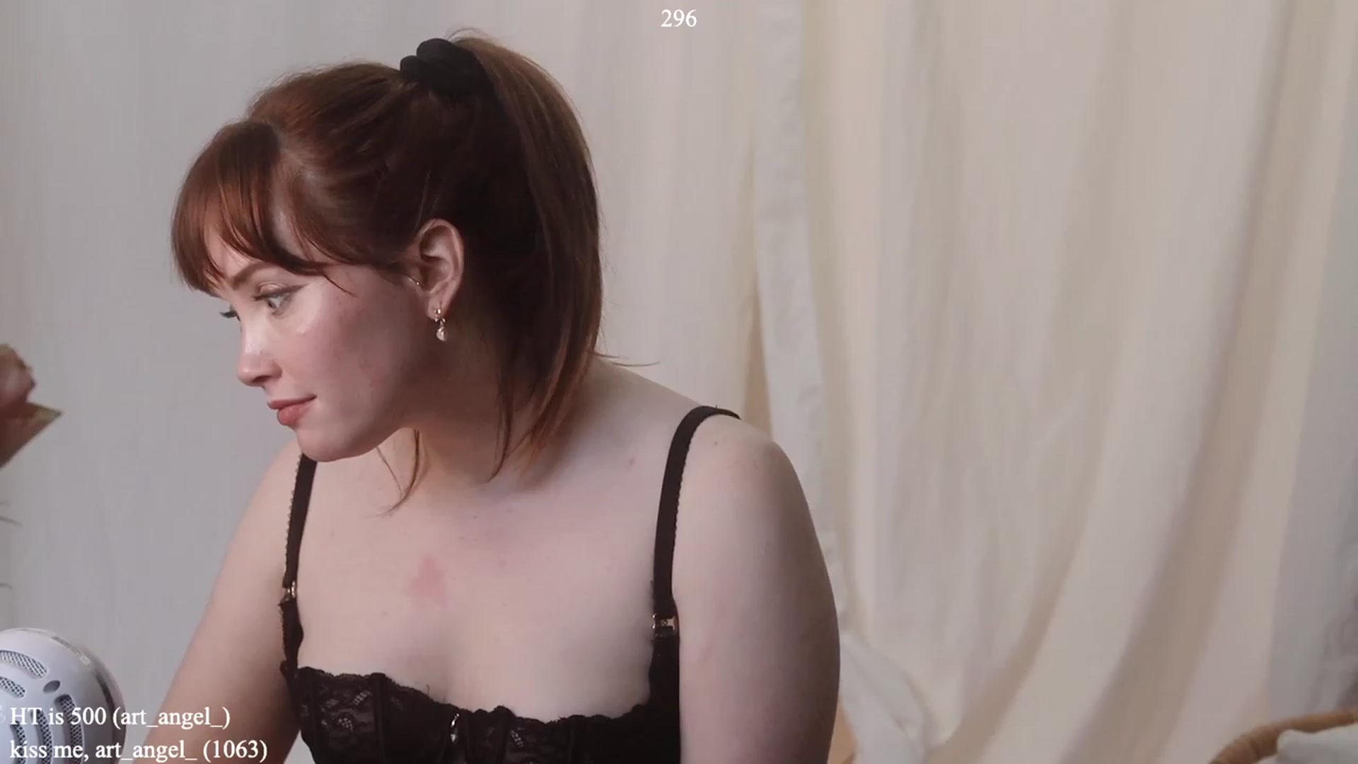 Gallery image thumbnail from colettedujour's myfreecams stream on, 05/03/2023, 20:22 image 18 of 20
