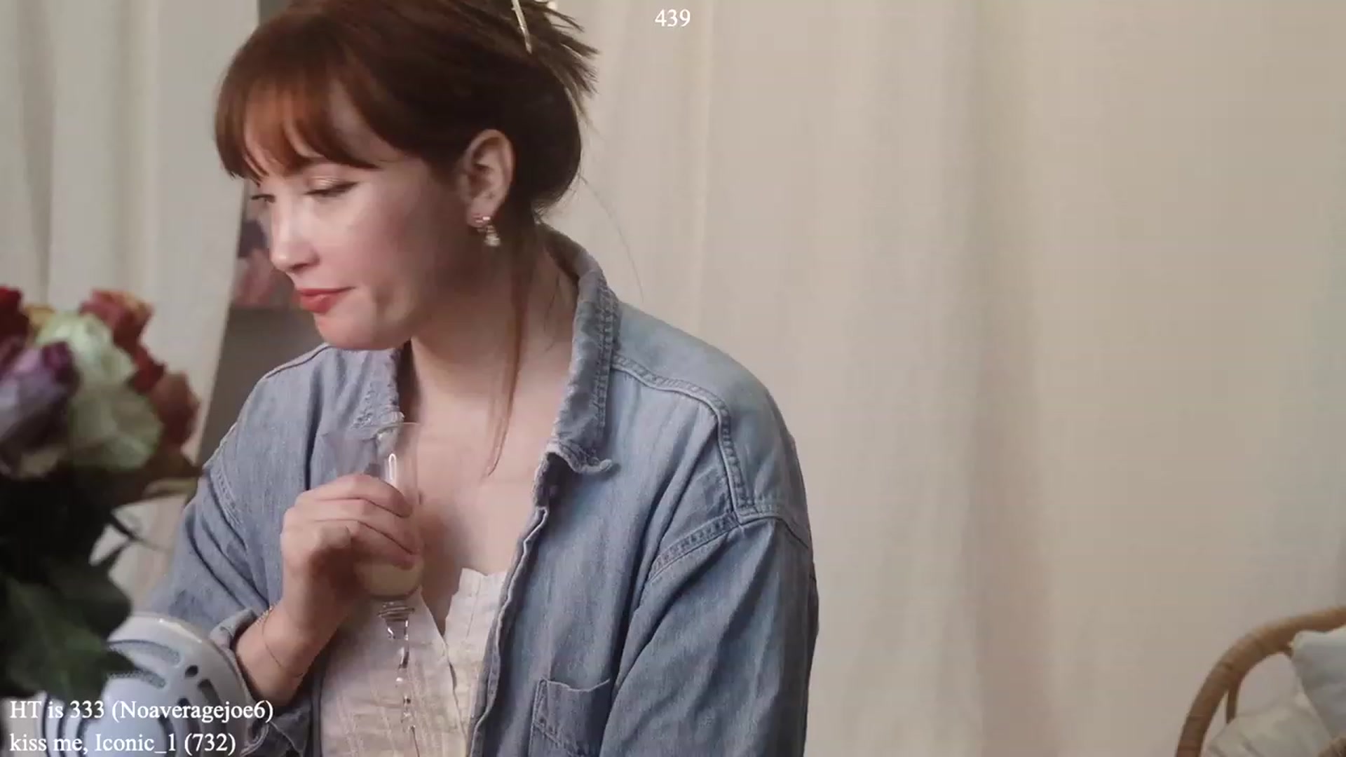 Gallery image thumbnail from colettedujour's myfreecams stream on, 05/05/2023, 19:11 image 3 of 20