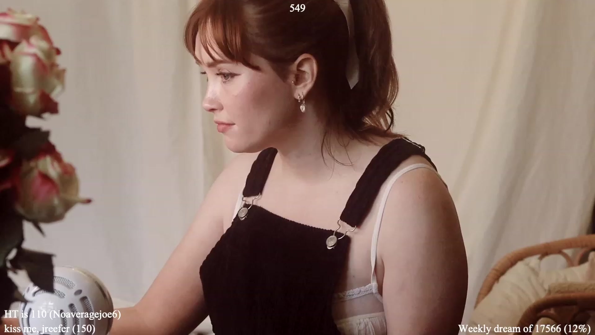 Gallery image thumbnail from colettedujour's myfreecams stream on, 05/16/2023, 18:45 image 10 of 20
