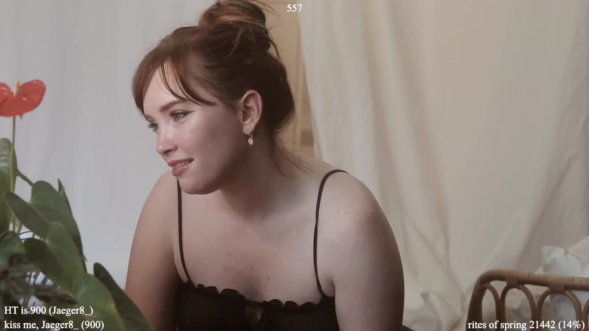 Gallery image thumbnail from colettedujour's myfreecams stream on, 05/31/2023, 20:05 image 8 of 20