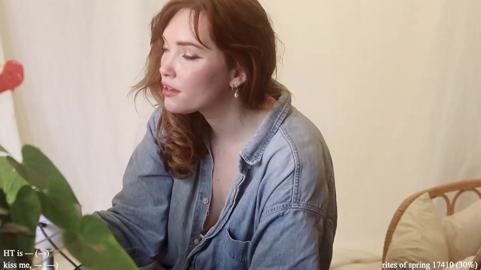 Gallery image thumbnail from colettedujour's myfreecams stream on, 06/01/2023, 17:51 image 1 of 20