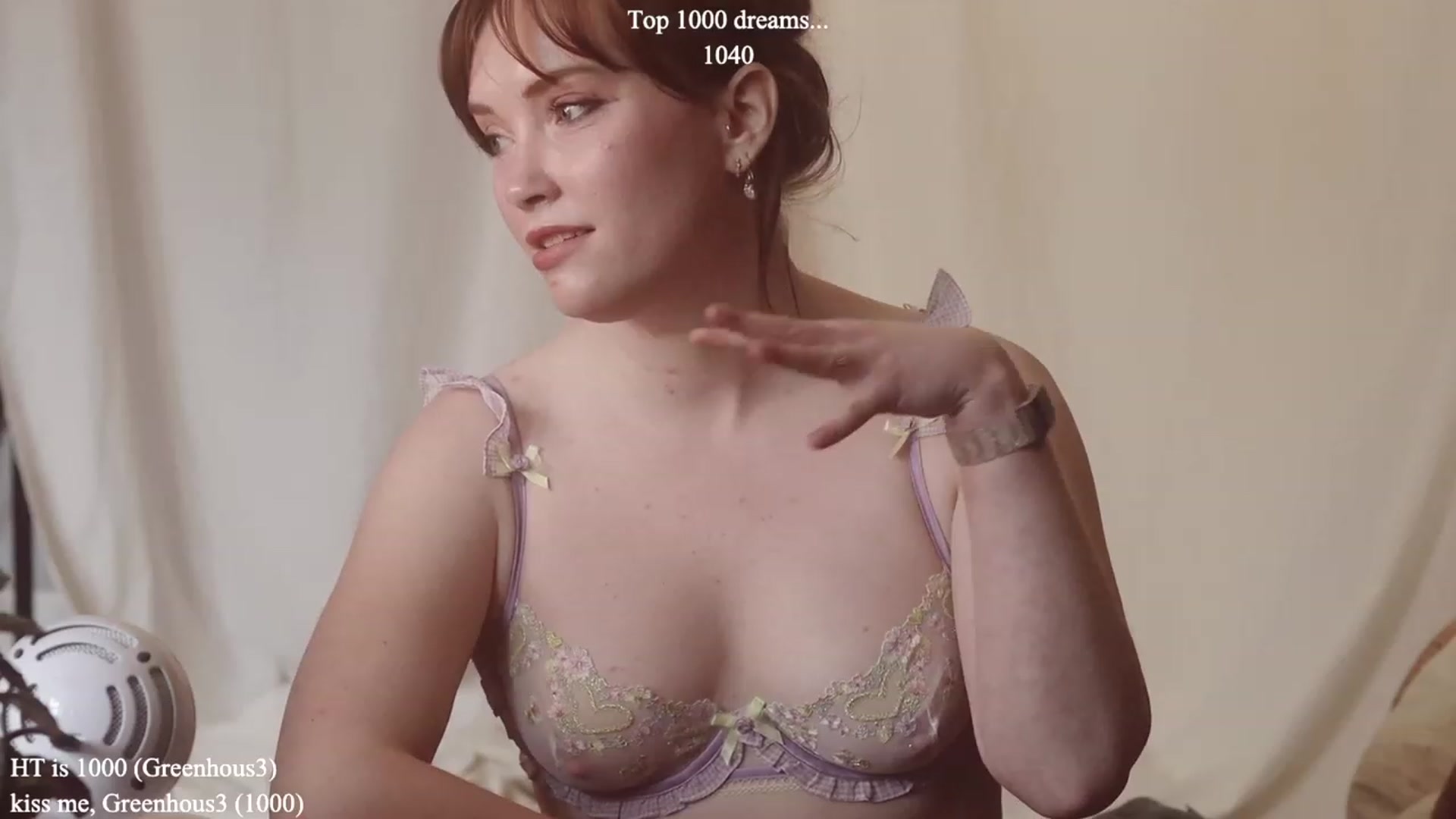 Gallery image thumbnail from colettedujour's myfreecams stream on, 06/07/2023, 17:50 image 16 of 20