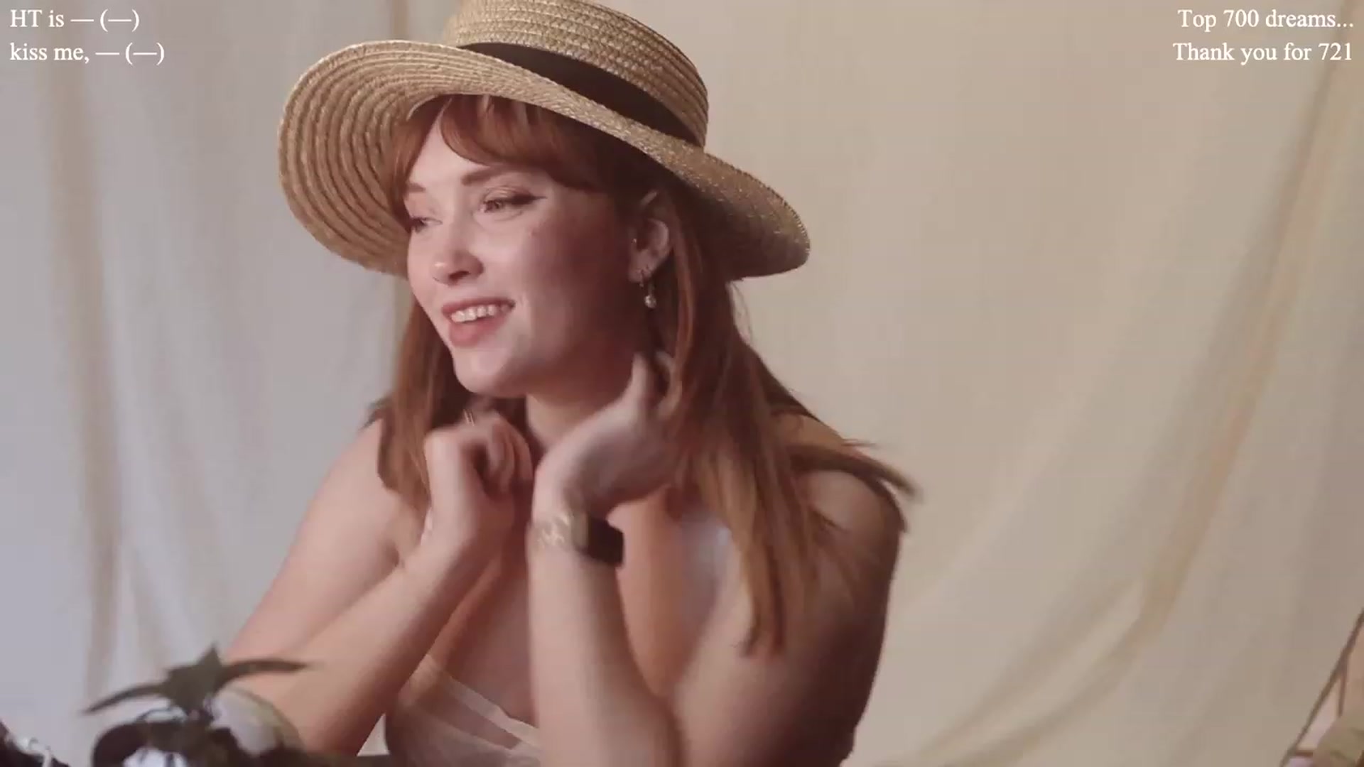 Gallery image thumbnail from colettedujour's myfreecams stream on, 06/09/2023, 16:43 image 14 of 20