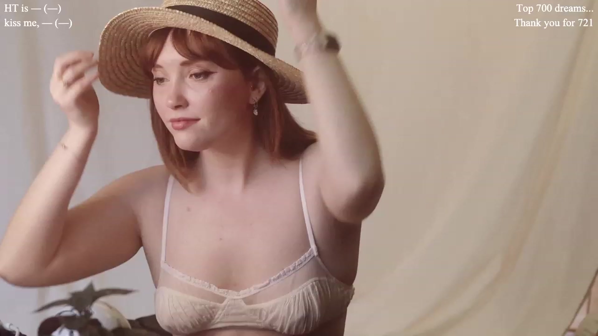 Gallery image thumbnail from colettedujour's myfreecams stream on, 06/09/2023, 16:43 image 4 of 20