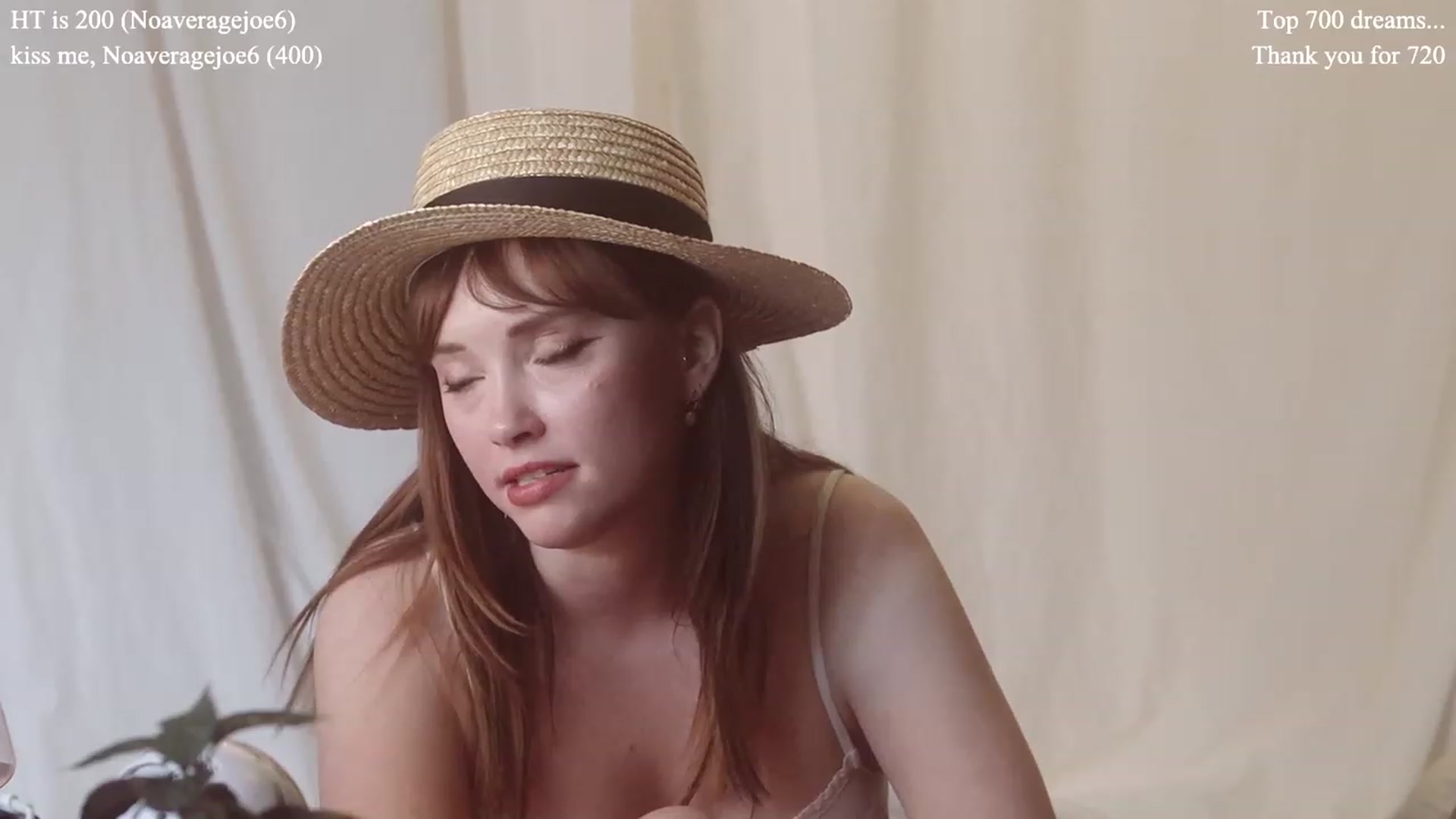 Gallery image thumbnail from colettedujour's myfreecams stream on, 06/09/2023, 18:54 image 16 of 20