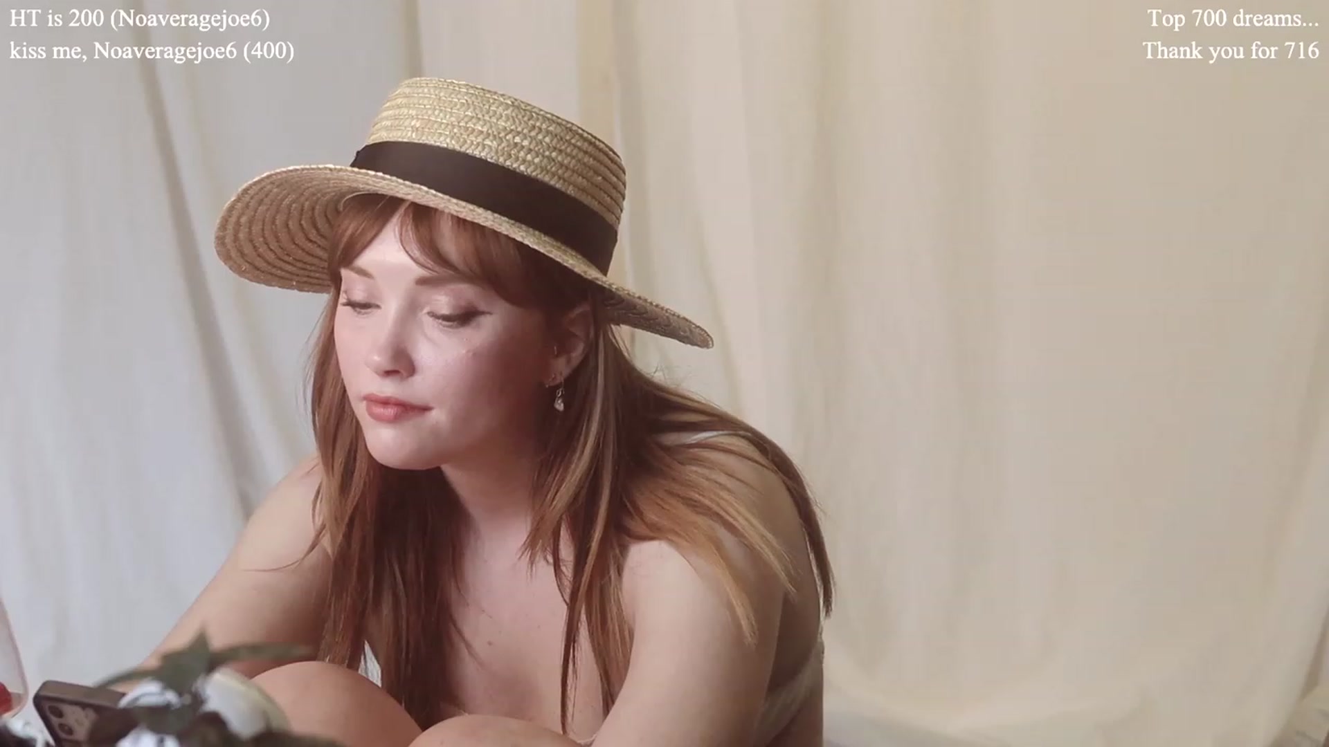 Gallery image thumbnail from colettedujour's myfreecams stream on, 06/09/2023, 18:54 image 8 of 20