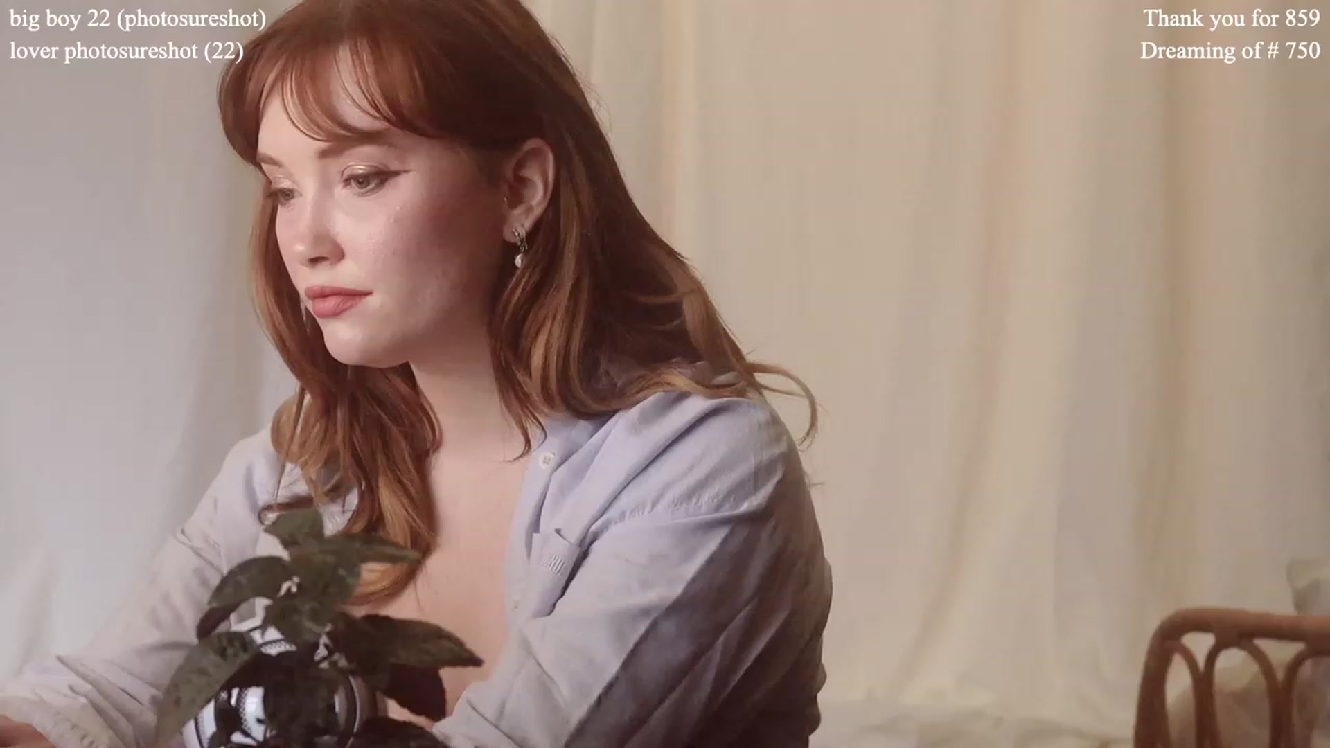 Gallery image thumbnail from colettedujour's myfreecams stream on, 06/13/2023, 18:11 image 4 of 20