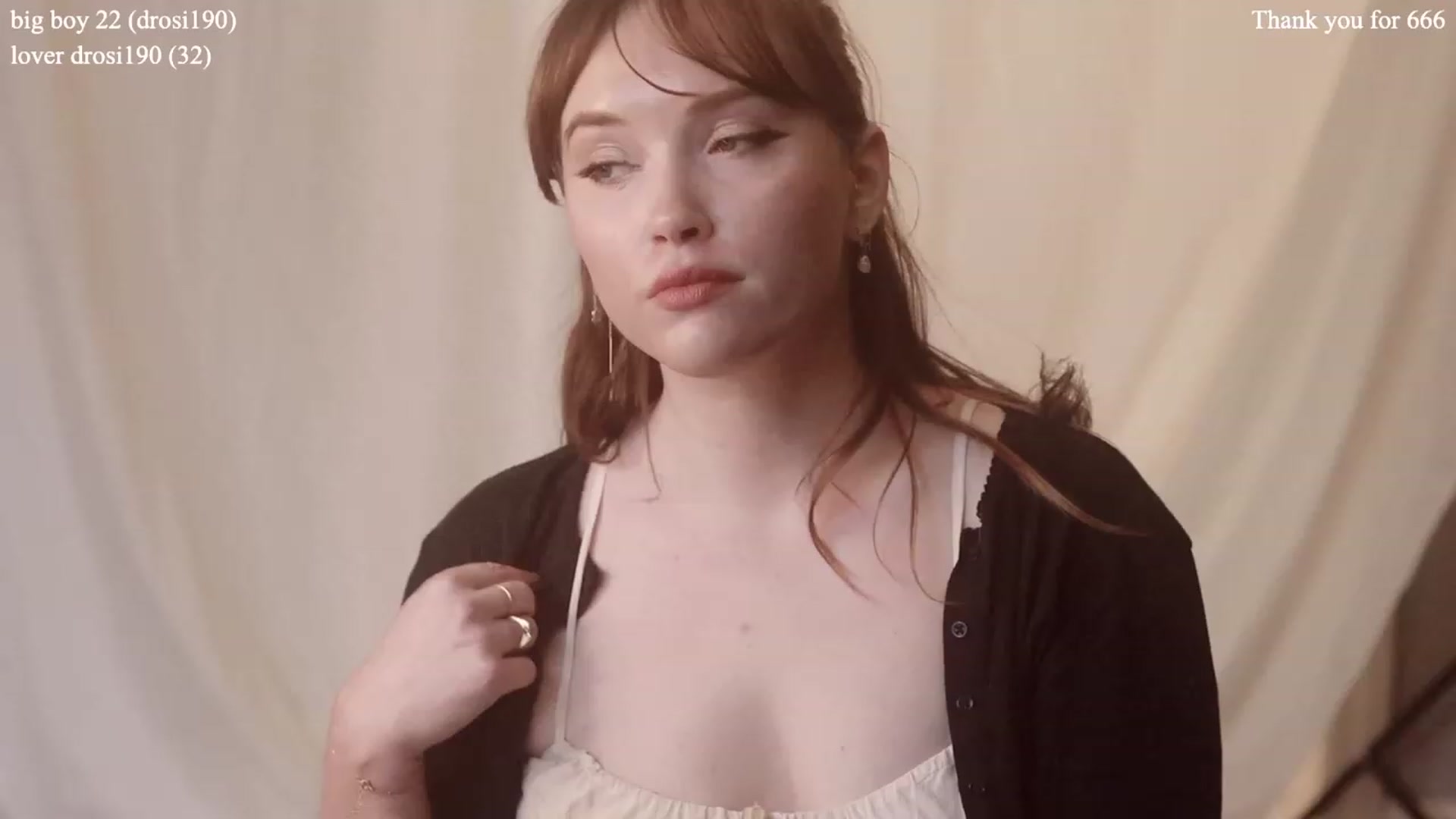 Gallery image thumbnail from colettedujour's myfreecams stream on, 06/27/2023, 18:13 image 16 of 20