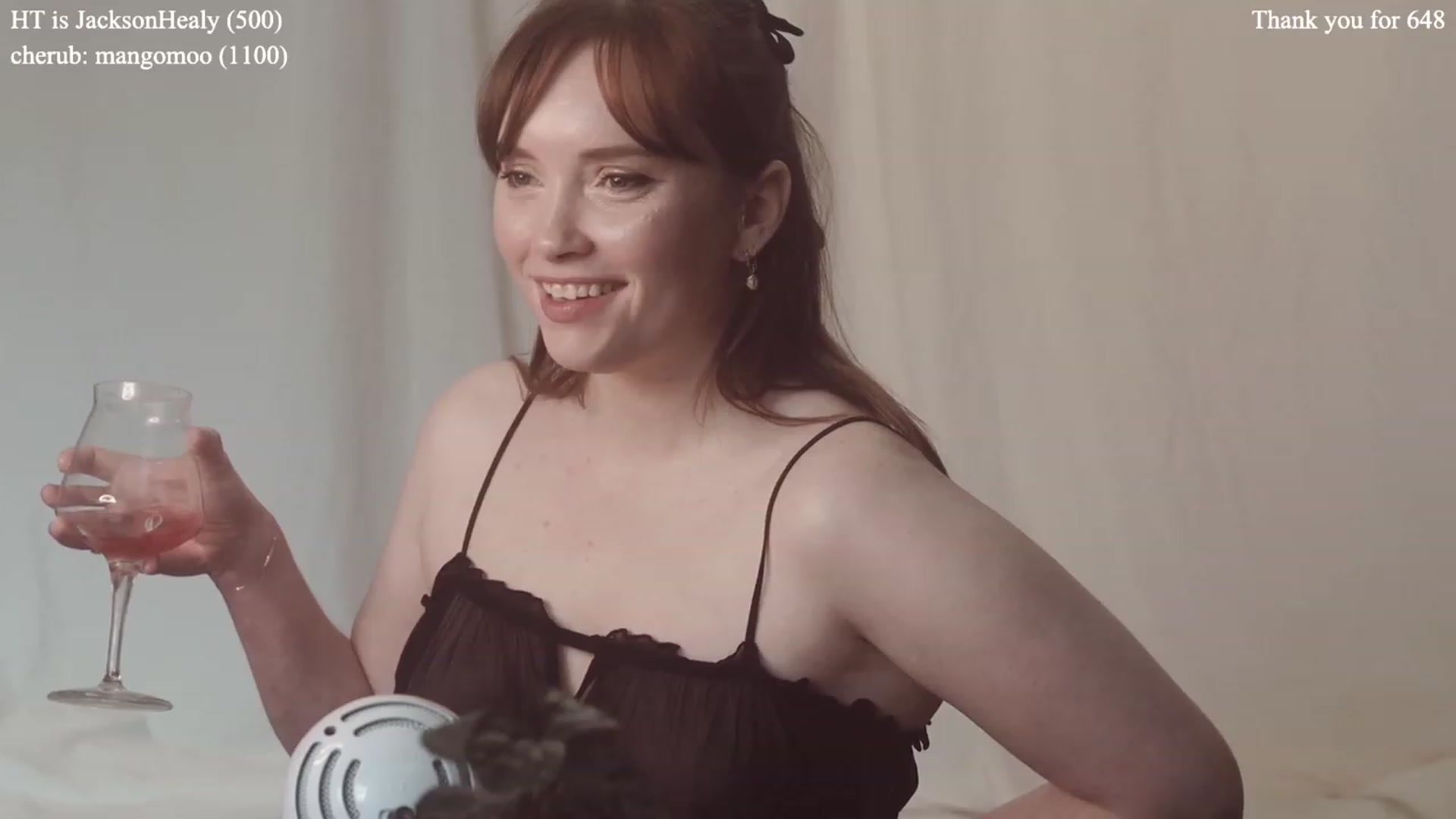 Gallery image thumbnail from colettedujour's myfreecams stream on, 06/28/2023, 17:59 image 14 of 20