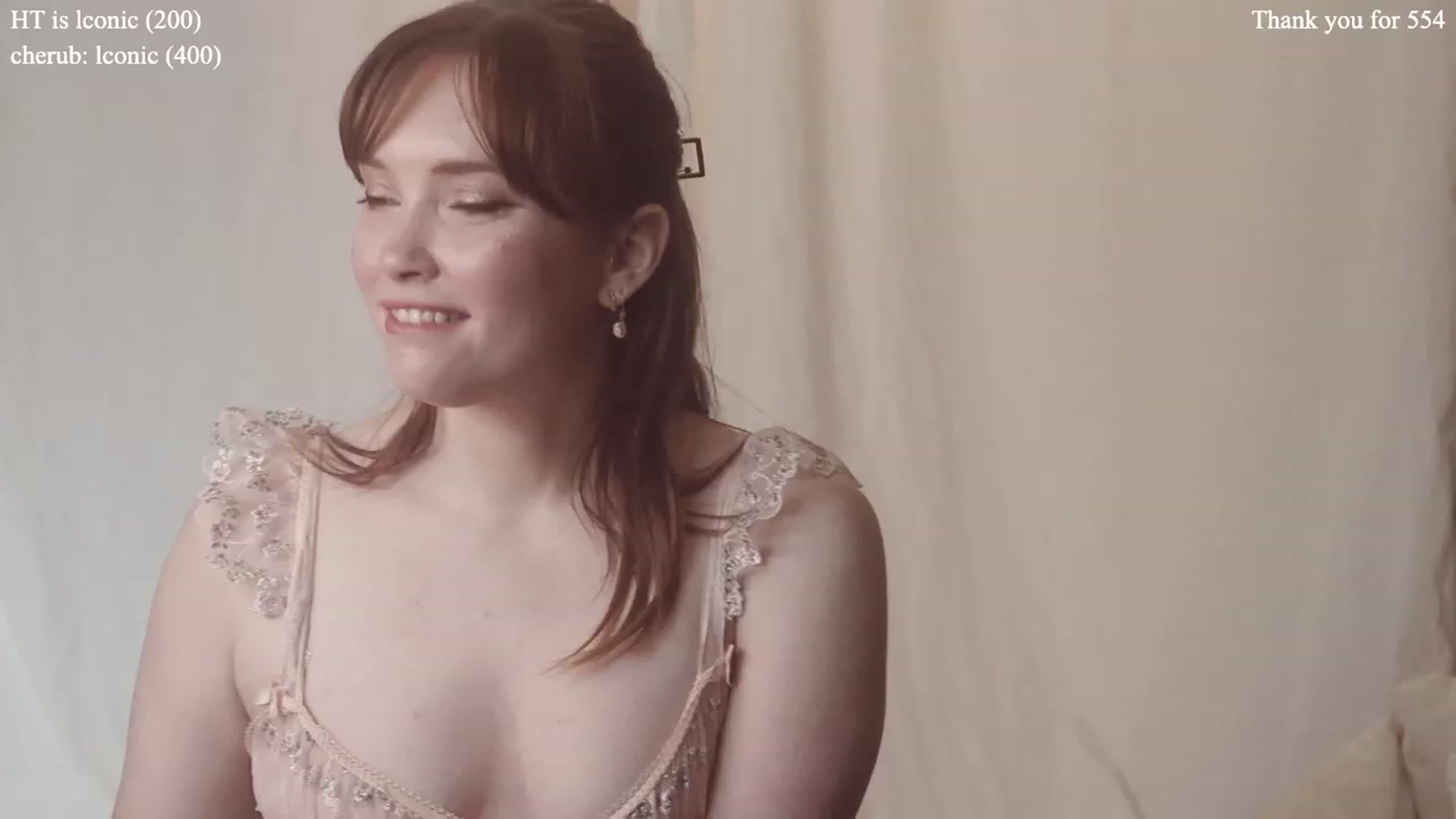 Gallery image thumbnail from colettedujour's myfreecams stream on, 06/29/2023, 18:20 image 14 of 20