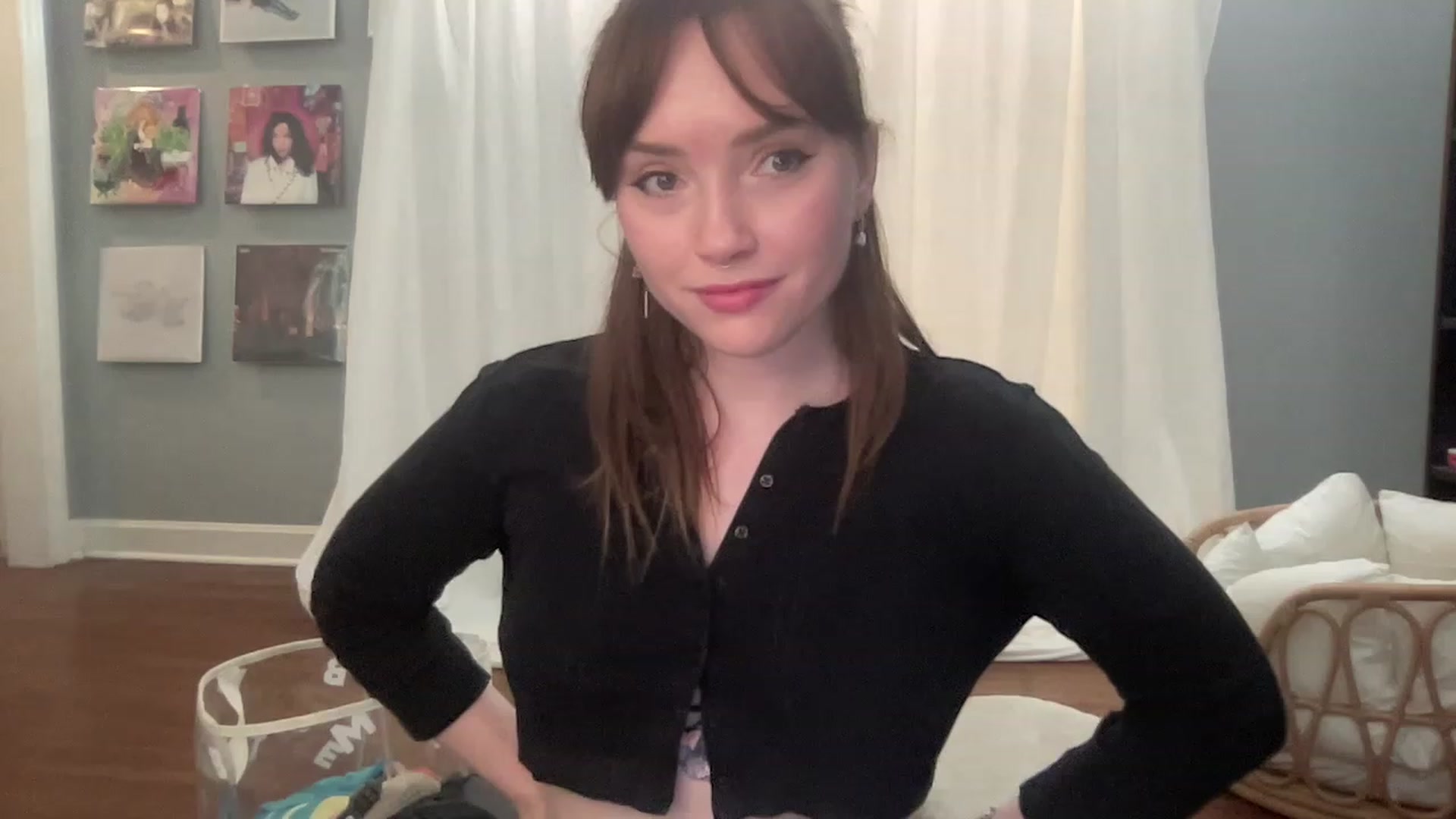 Gallery image thumbnail from colettedujour's myfreecams stream on, 08/10/2023, 19:30 image 5 of 20