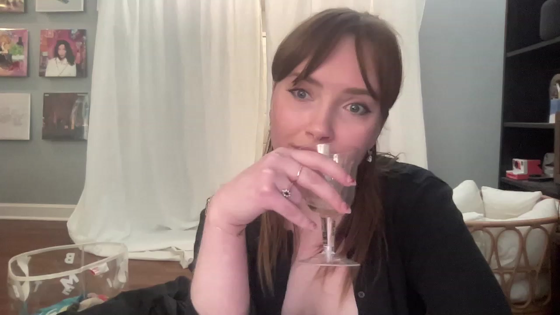 Gallery image thumbnail from colettedujour's myfreecams stream on, 08/10/2023, 19:30 image 19 of 20