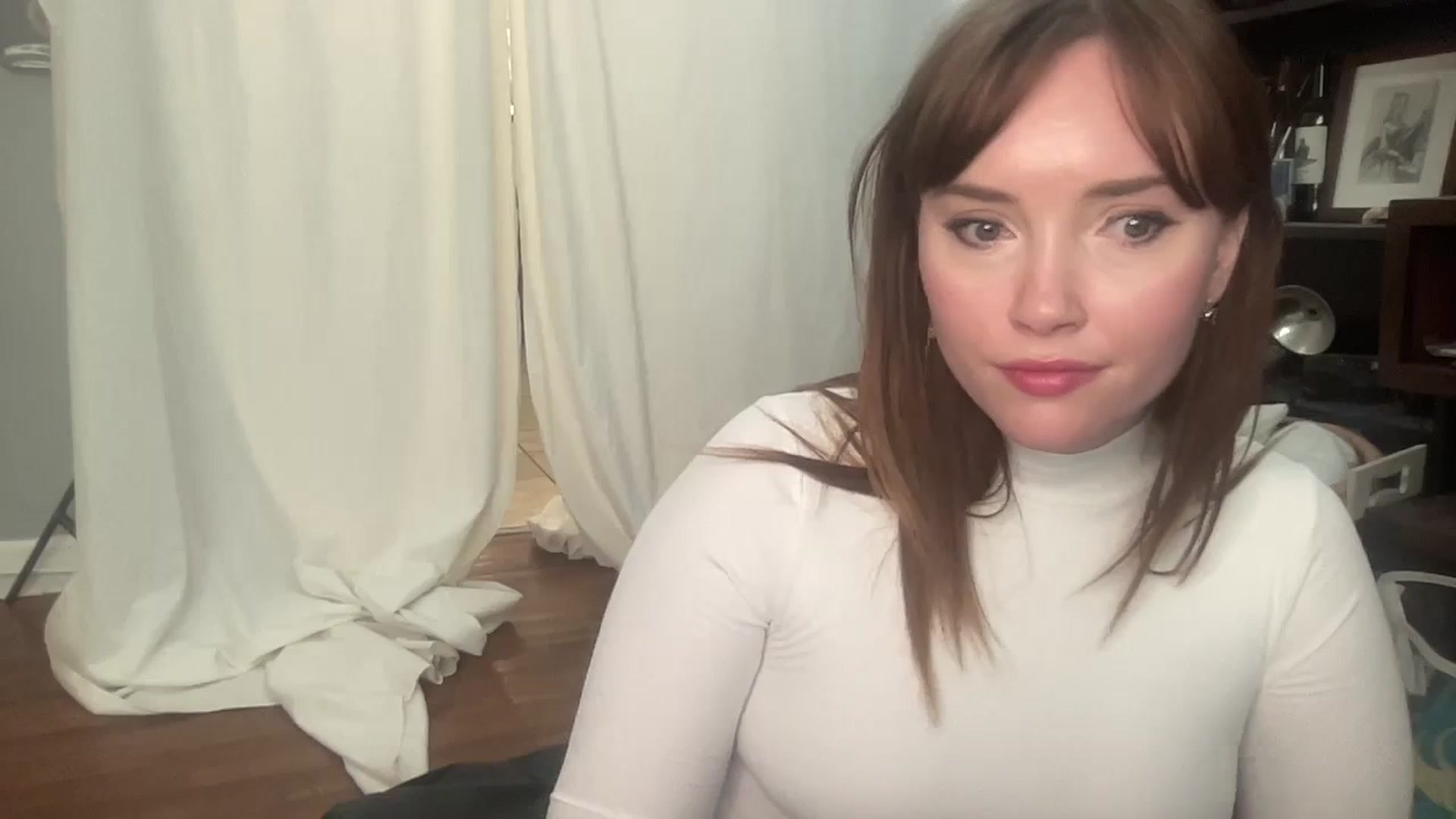 Gallery image thumbnail from colettedujour's myfreecams stream on, 09/20/2023, 20:15 image 7 of 20