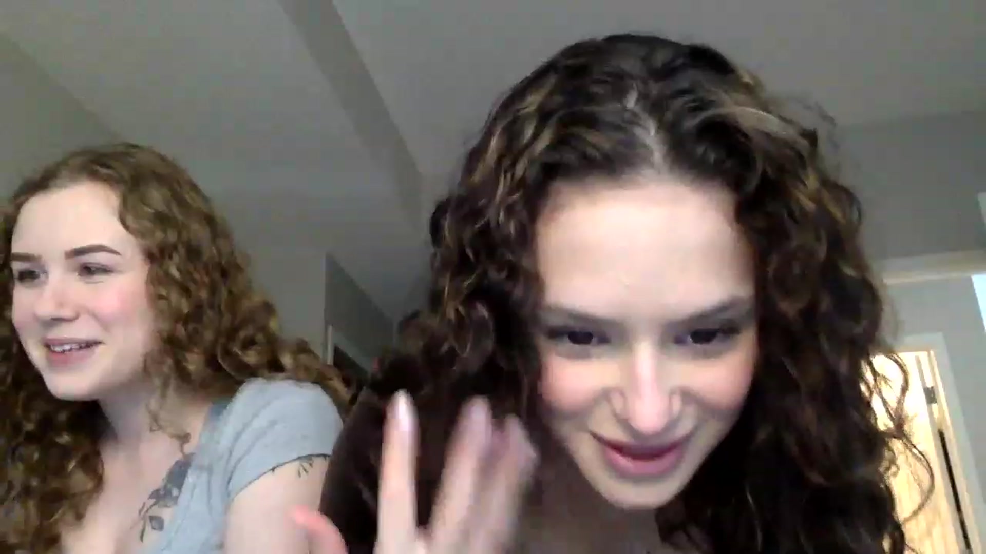 Gallery image thumbnail from colombilatina's myfreecams stream on, 03/20/2023, 19:43 image 11 of 20