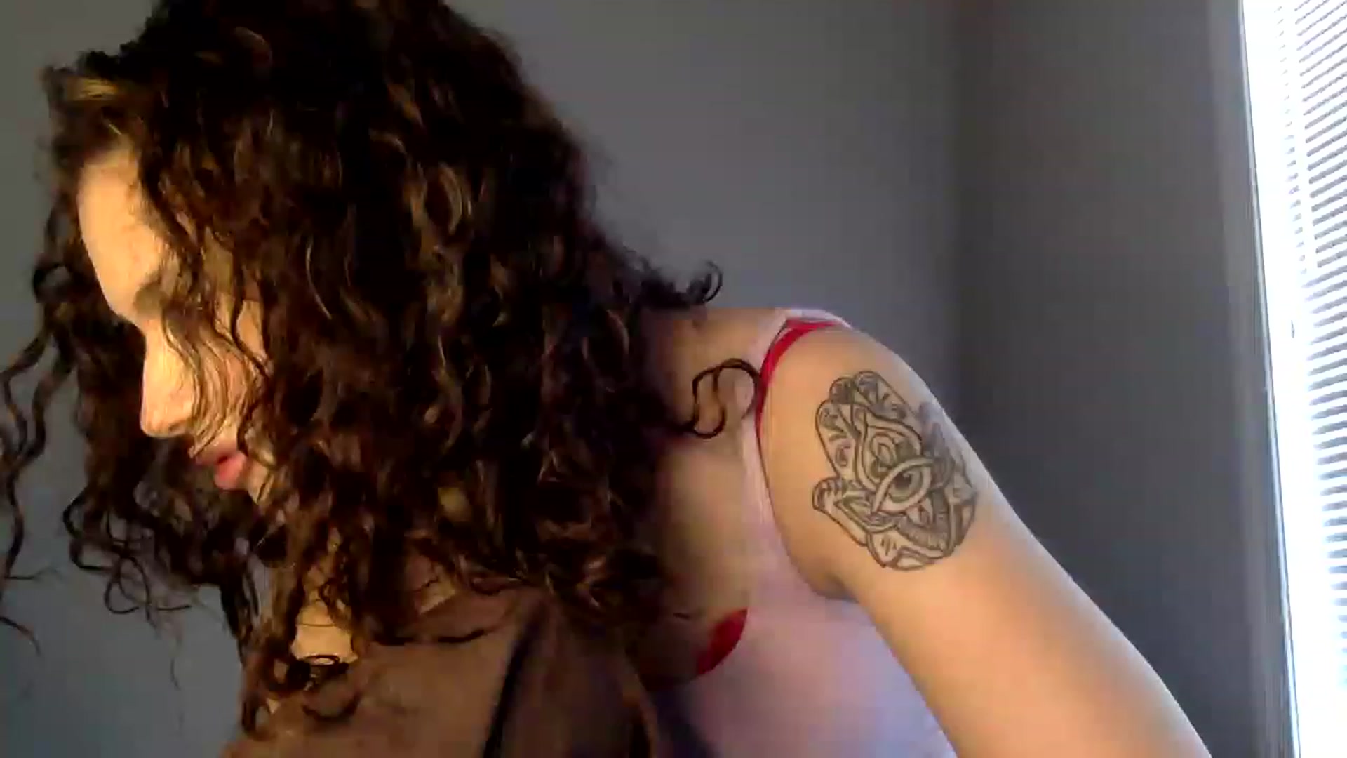 Gallery image thumbnail from colombilatina's myfreecams stream on, 03/20/2023, 20:49 image 7 of 20